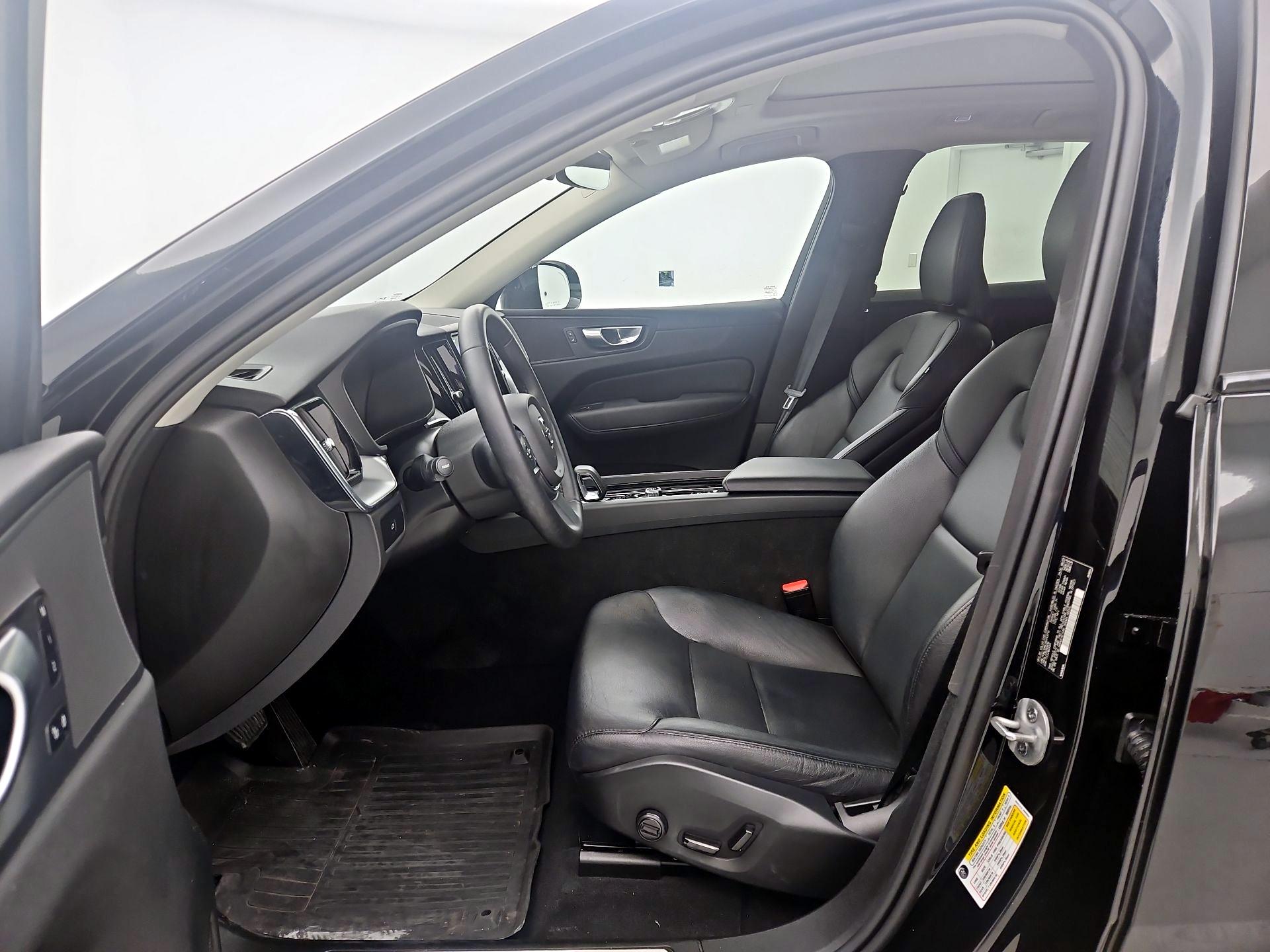 Thumbnail: 2024 Volvo XC60 - 11