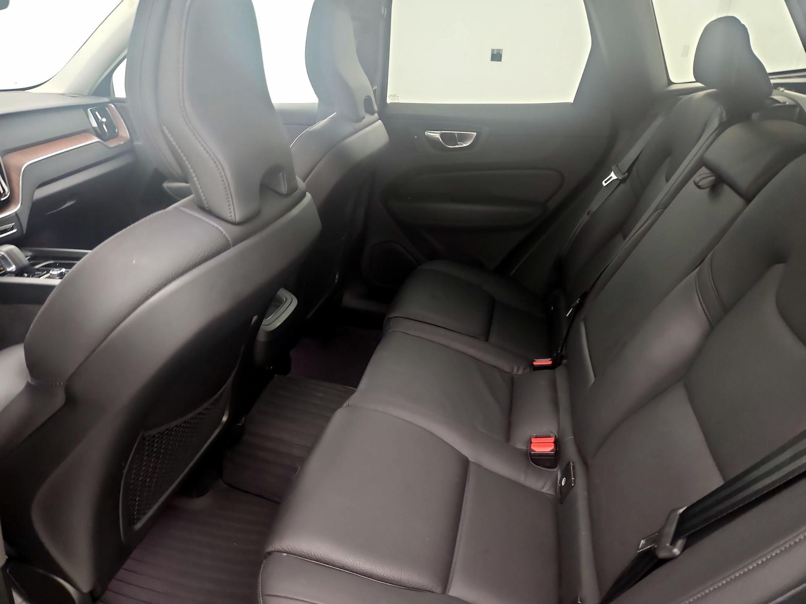 2023 Volvo XC60 Plus - Photo 22