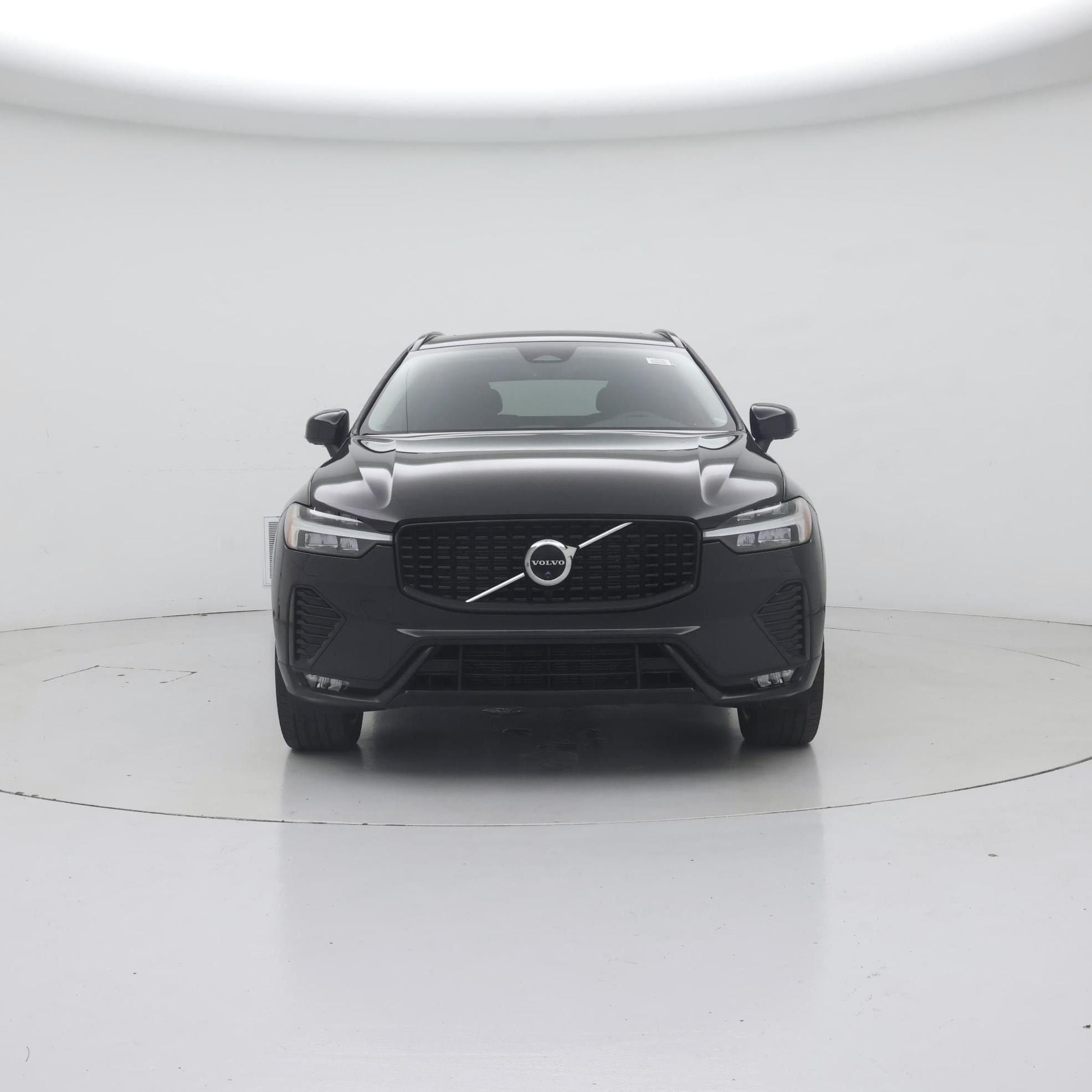 Thumbnail: 2023 Volvo XC60 - 5