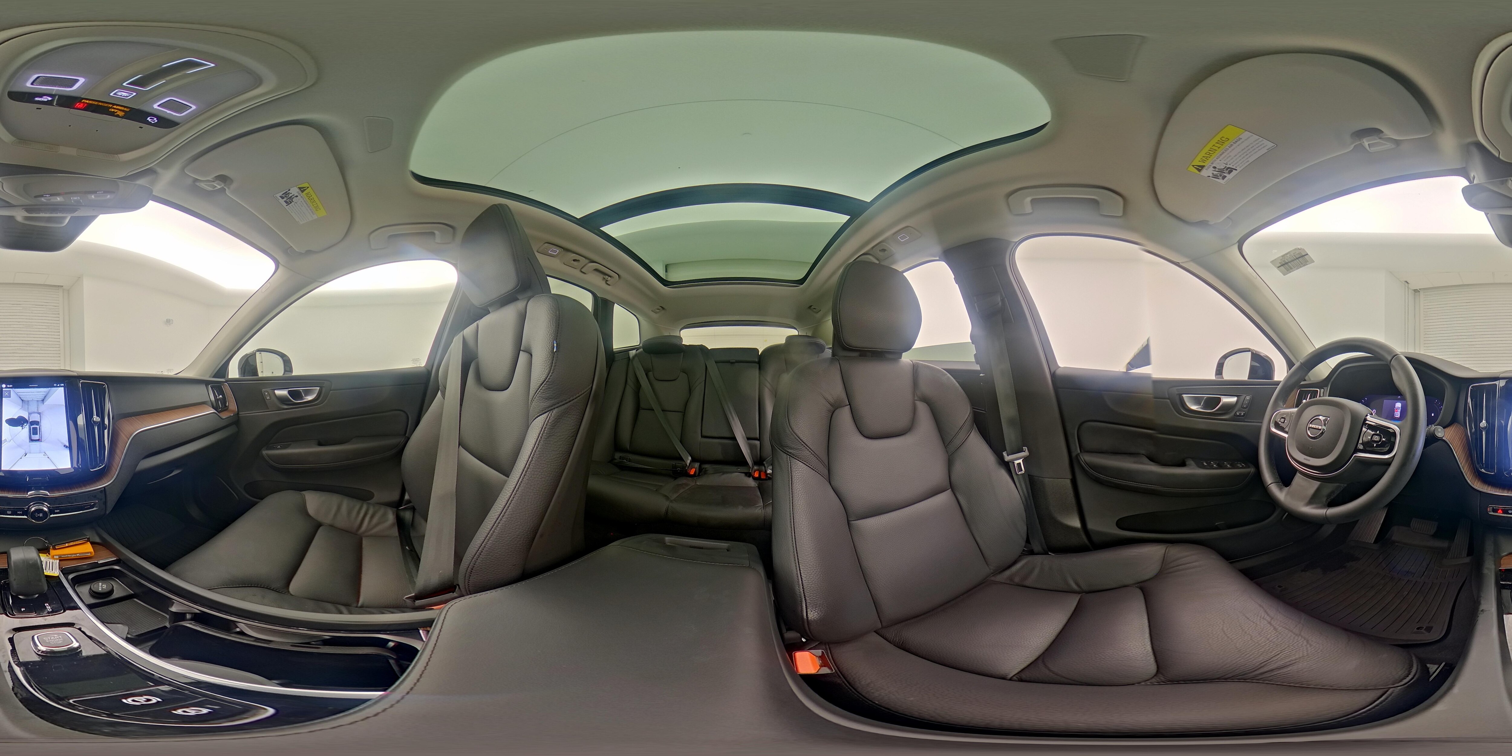 2024 Volvo XC60 Plus - Photo 25