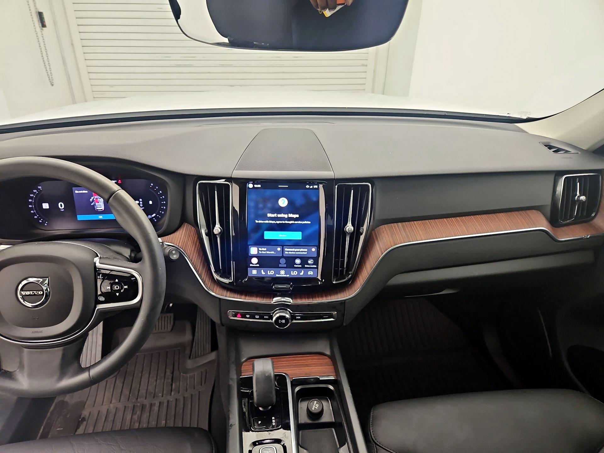 Thumbnail: 2024 Volvo XC60 - 9