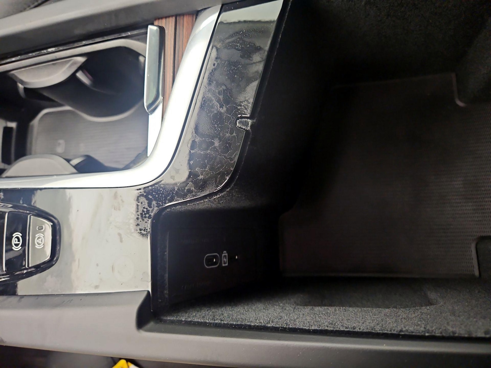 2024 Volvo XC60 Plus - Photo 19
