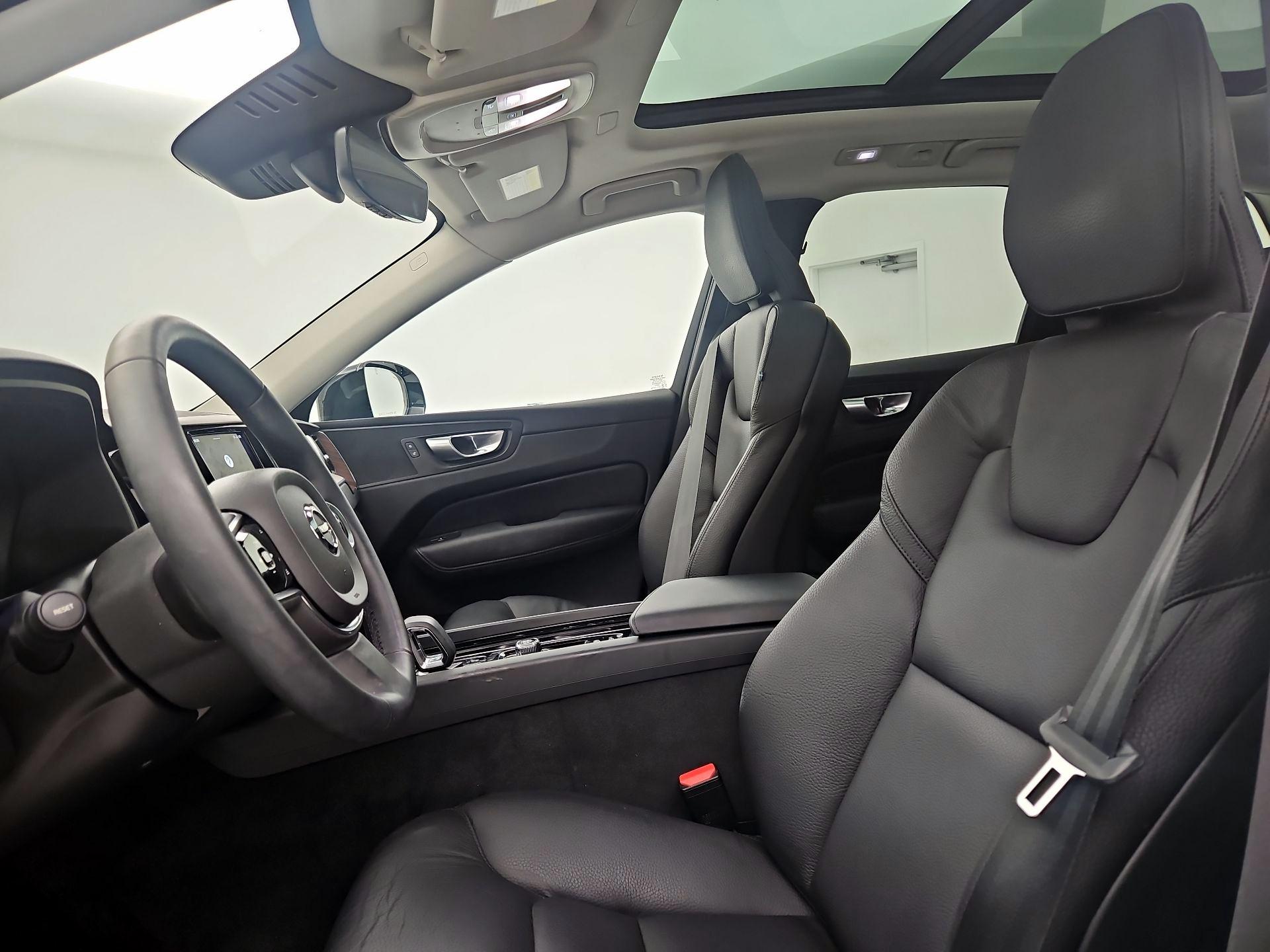 Thumbnail: 2024 Volvo XC60 - 19