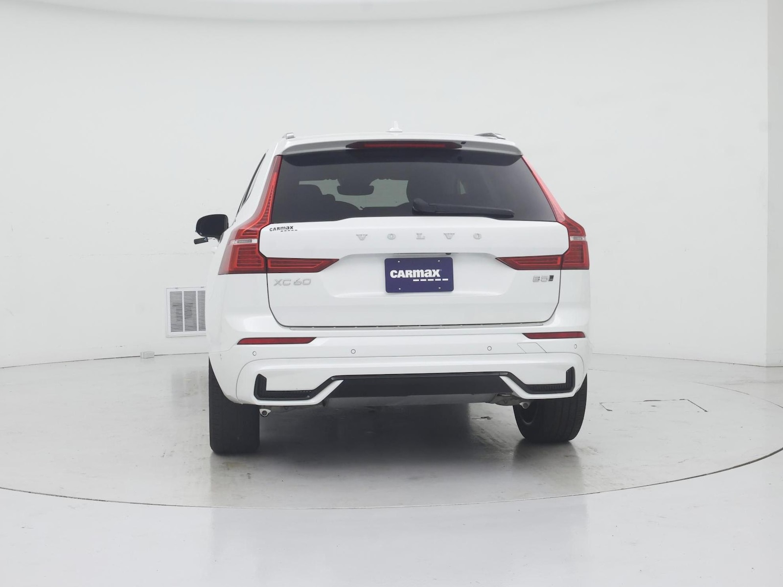 2024 Volvo XC60 Plus - Photo 7