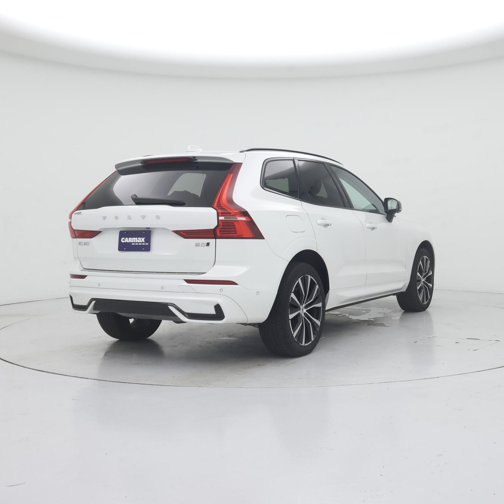 Thumbnail: 2024 Volvo XC60 - 8
