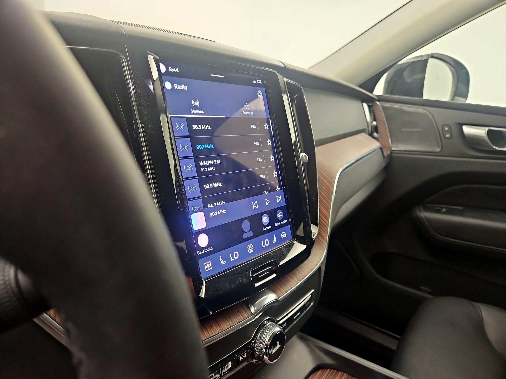 Thumbnail: 2024 Volvo XC60 - 16