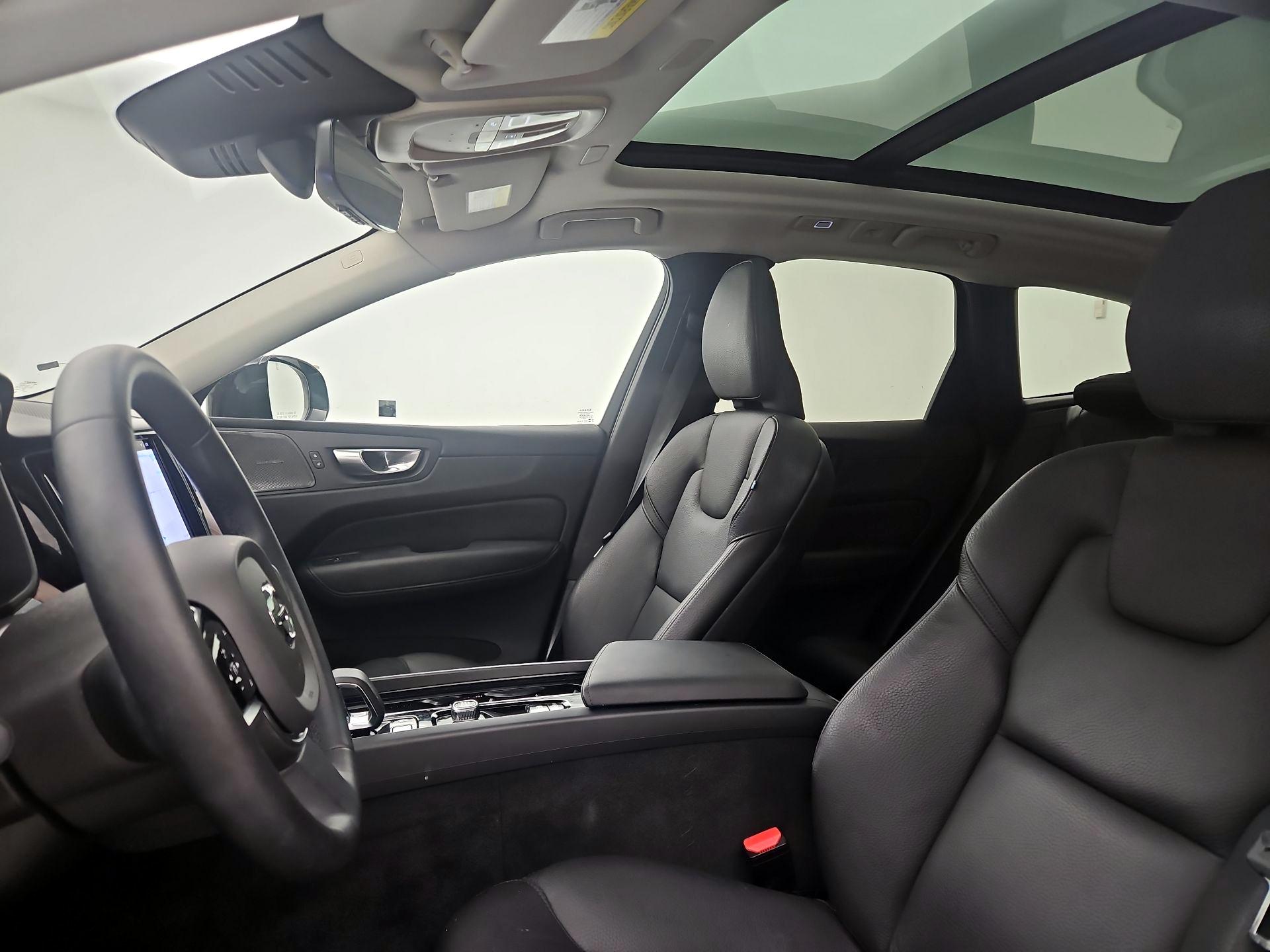 Thumbnail: 2024 Volvo XC60 - 20