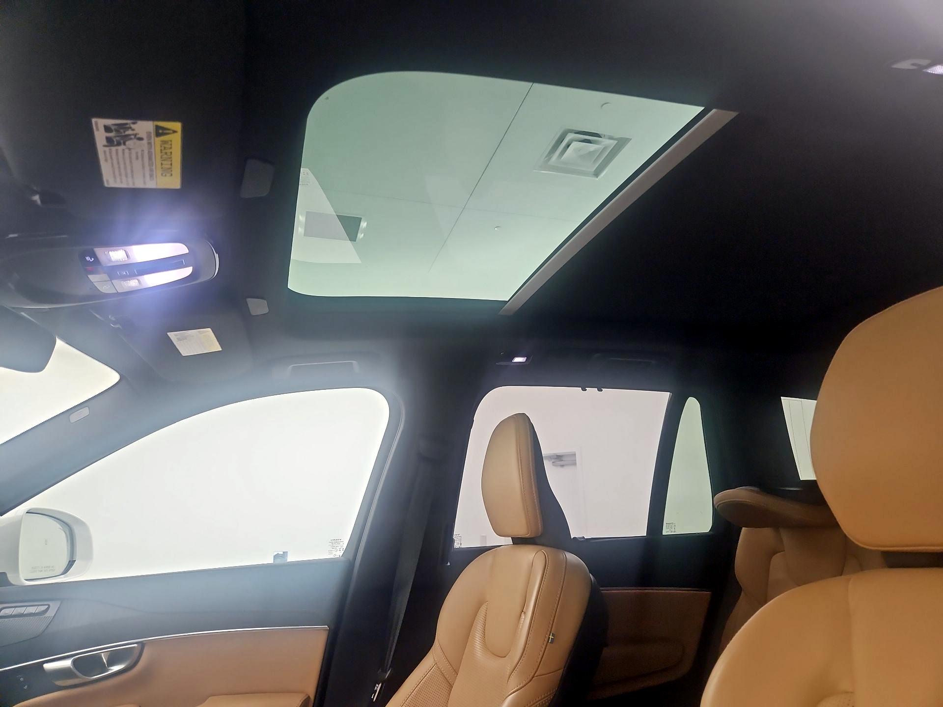 Thumbnail: 2023 Volvo XC90 - 19