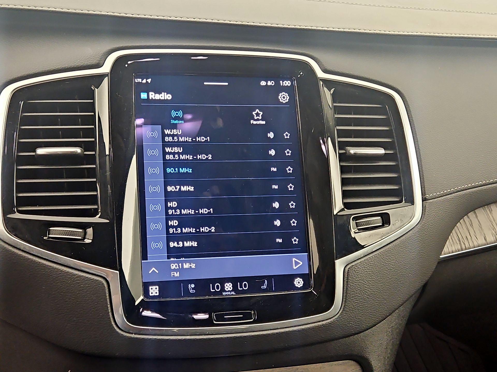Thumbnail: 2023 Volvo XC90 - 16