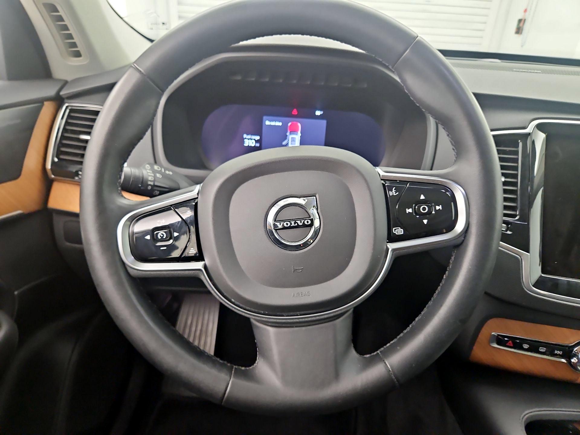 Thumbnail: 2023 Volvo XC90 - 10