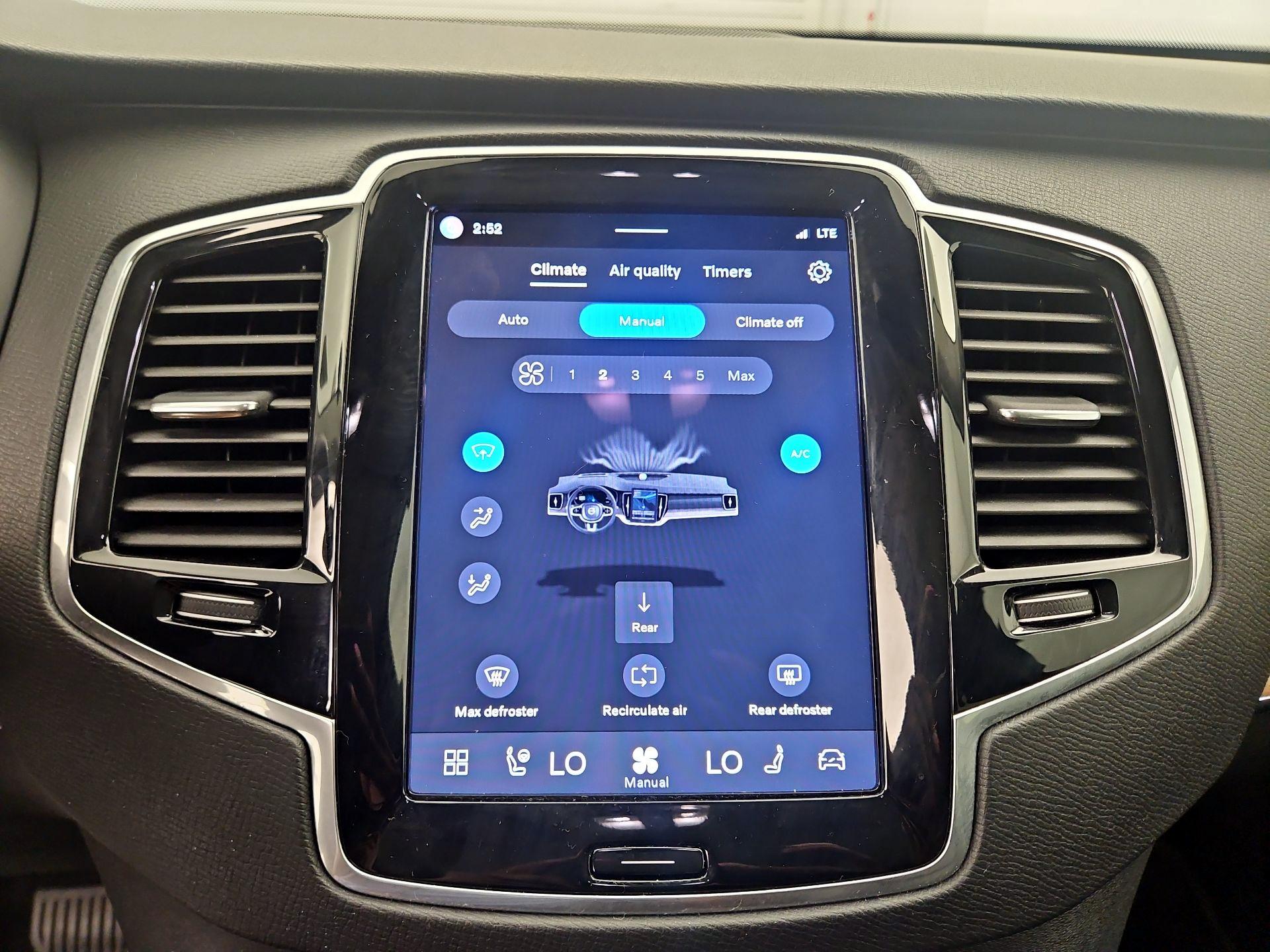 Thumbnail: 2023 Volvo XC90 - 17