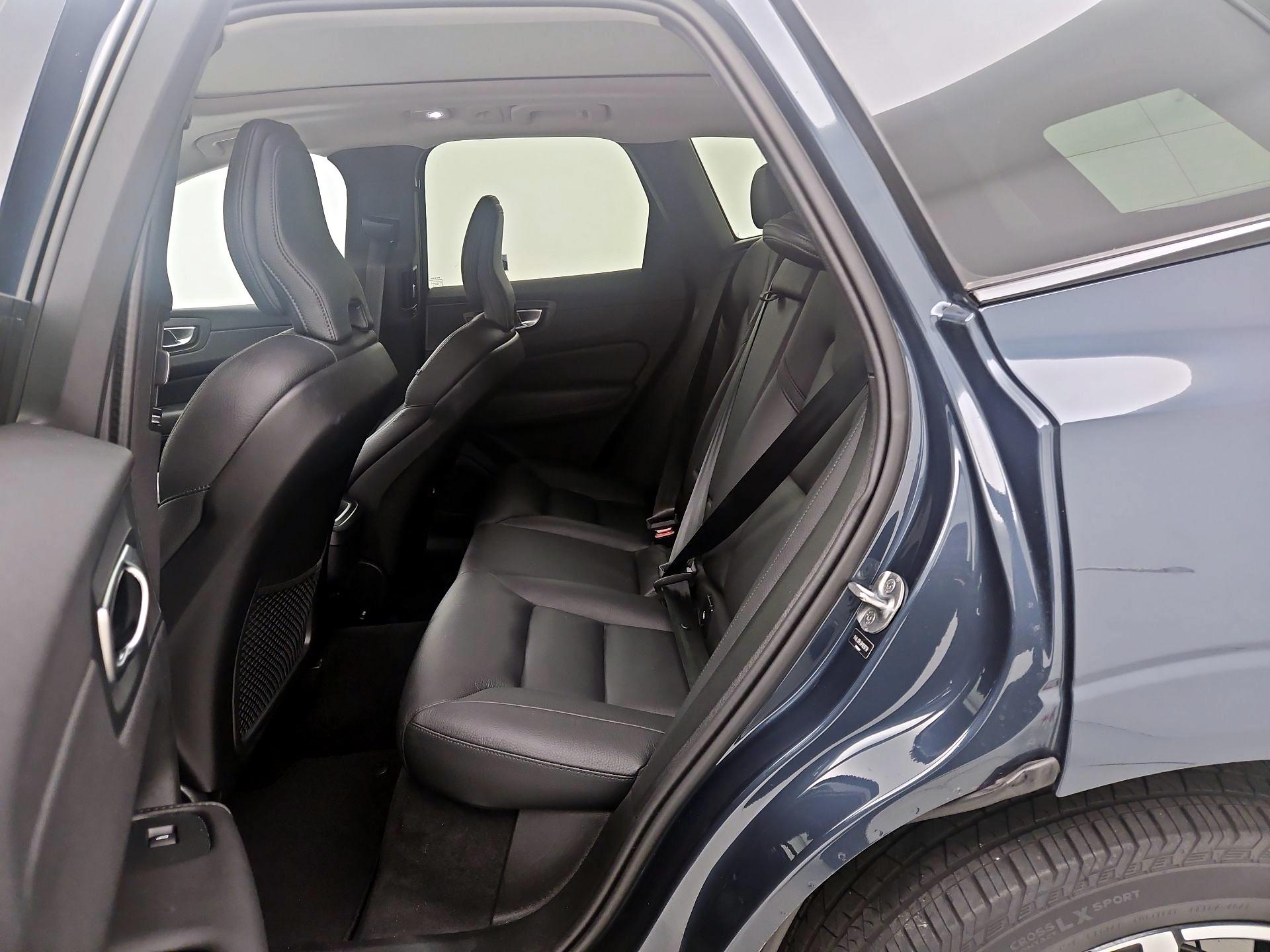 Thumbnail: 2024 Volvo XC60 - 20