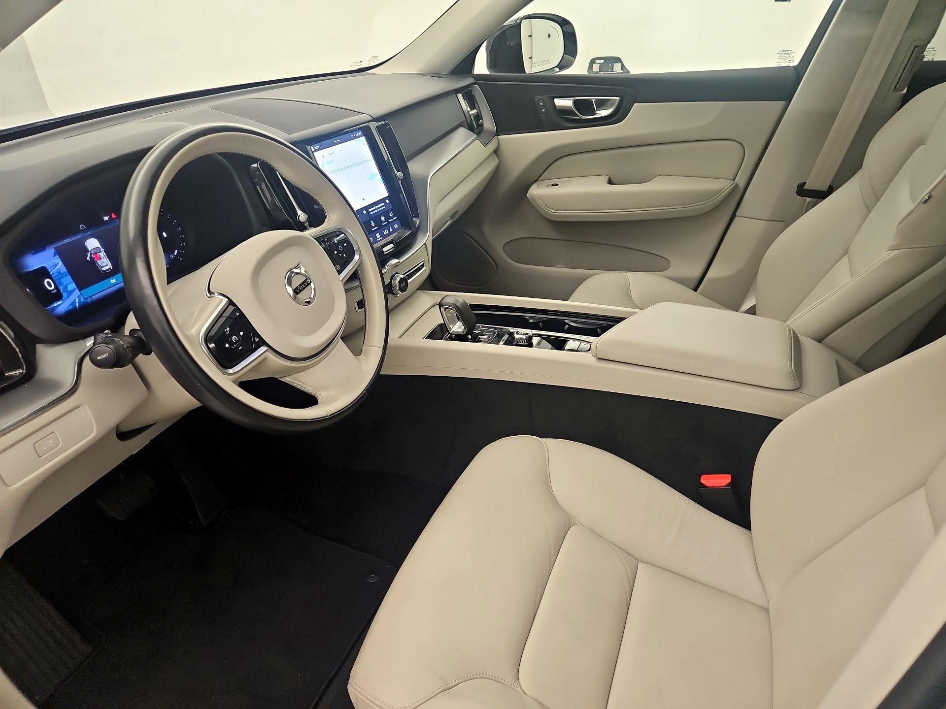 Thumbnail: 2024 Volvo XC60 - 11