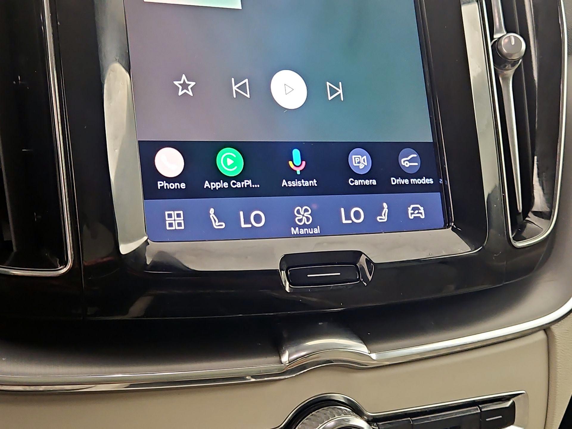 Thumbnail: 2024 Volvo XC60 - 17