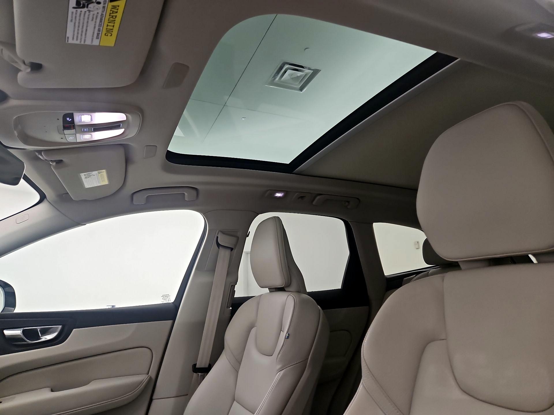 Thumbnail: 2024 Volvo XC60 - 20