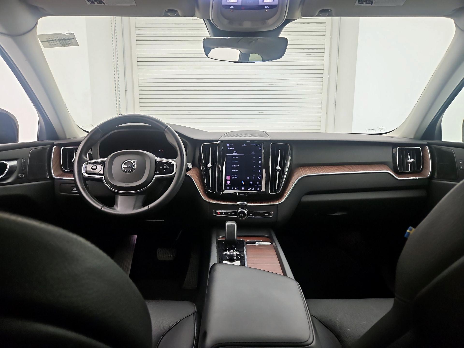 Thumbnail: 2023 Volvo XC60 - 9