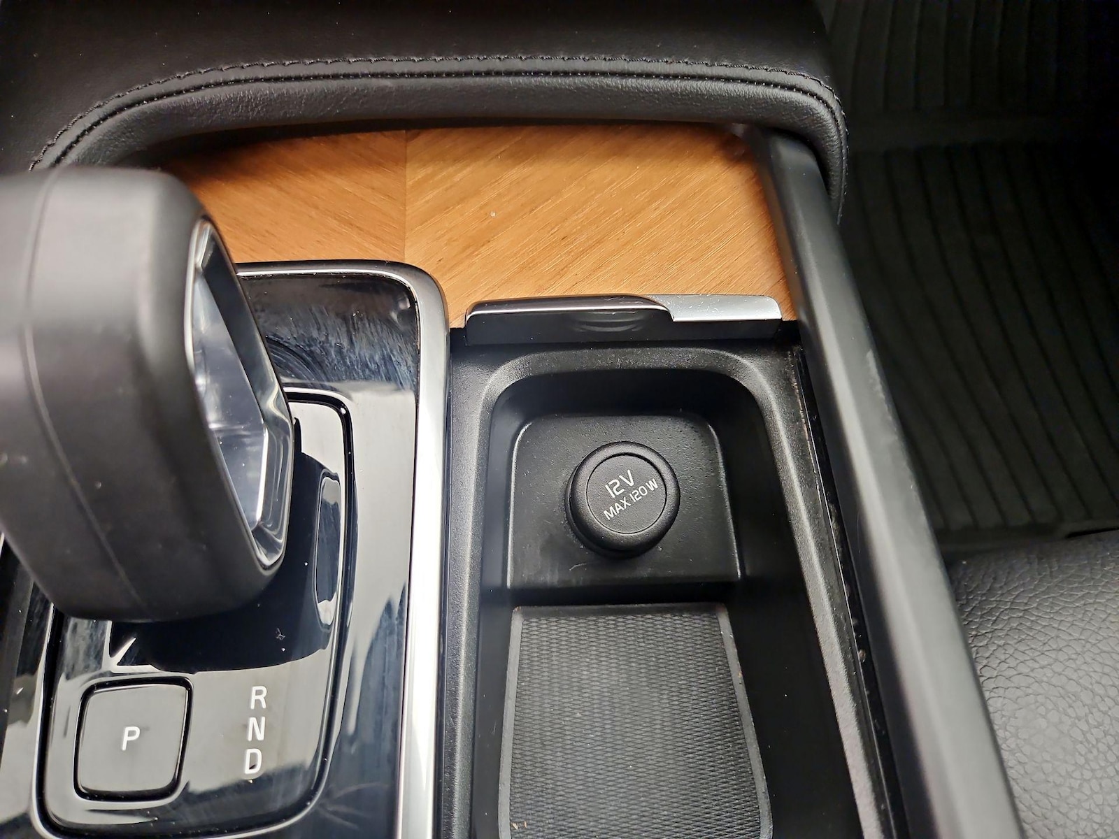 2024 Volvo XC90 Plus - Photo 20