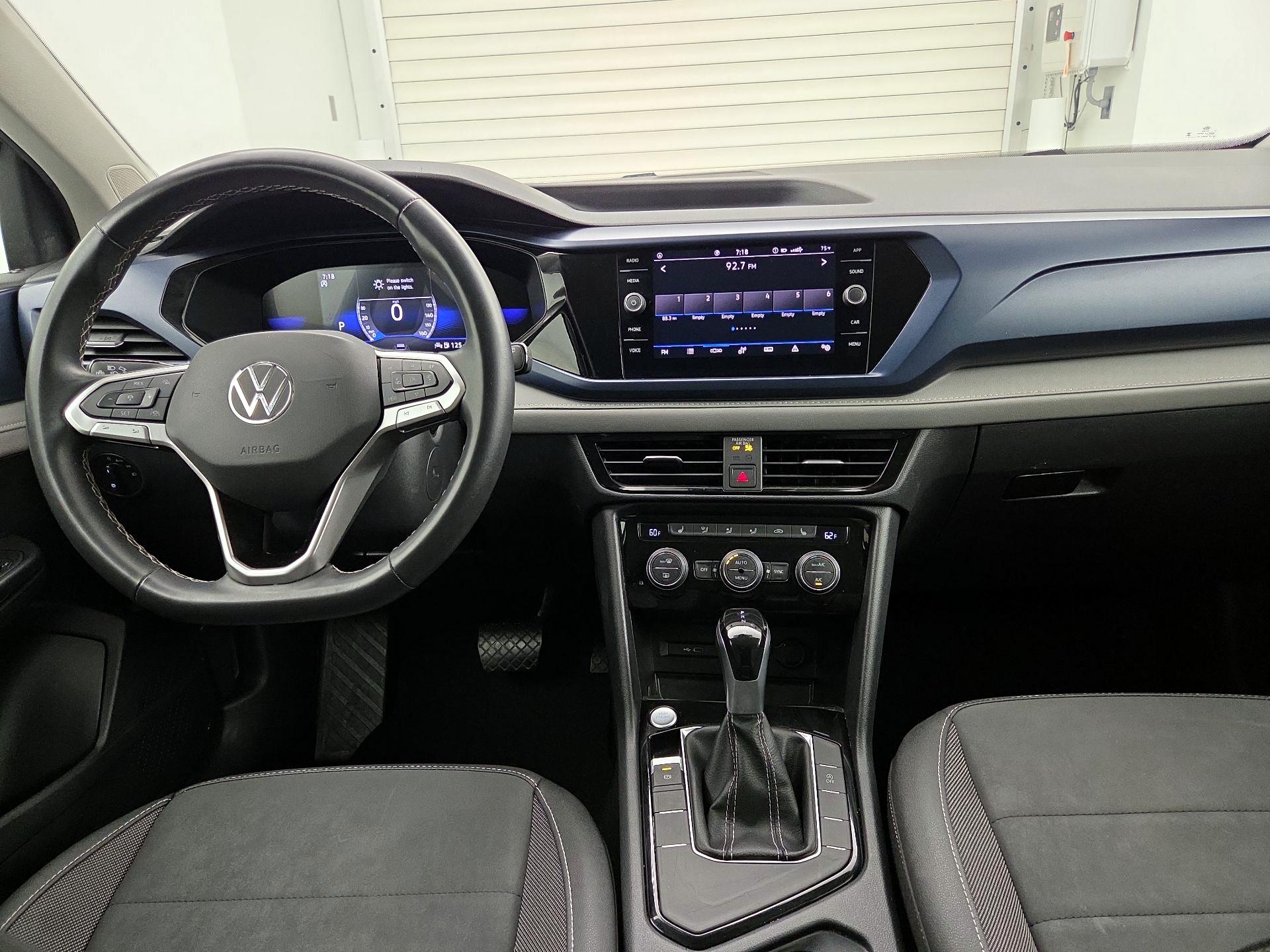 Thumbnail: 2024 Volkswagen Taos - 9