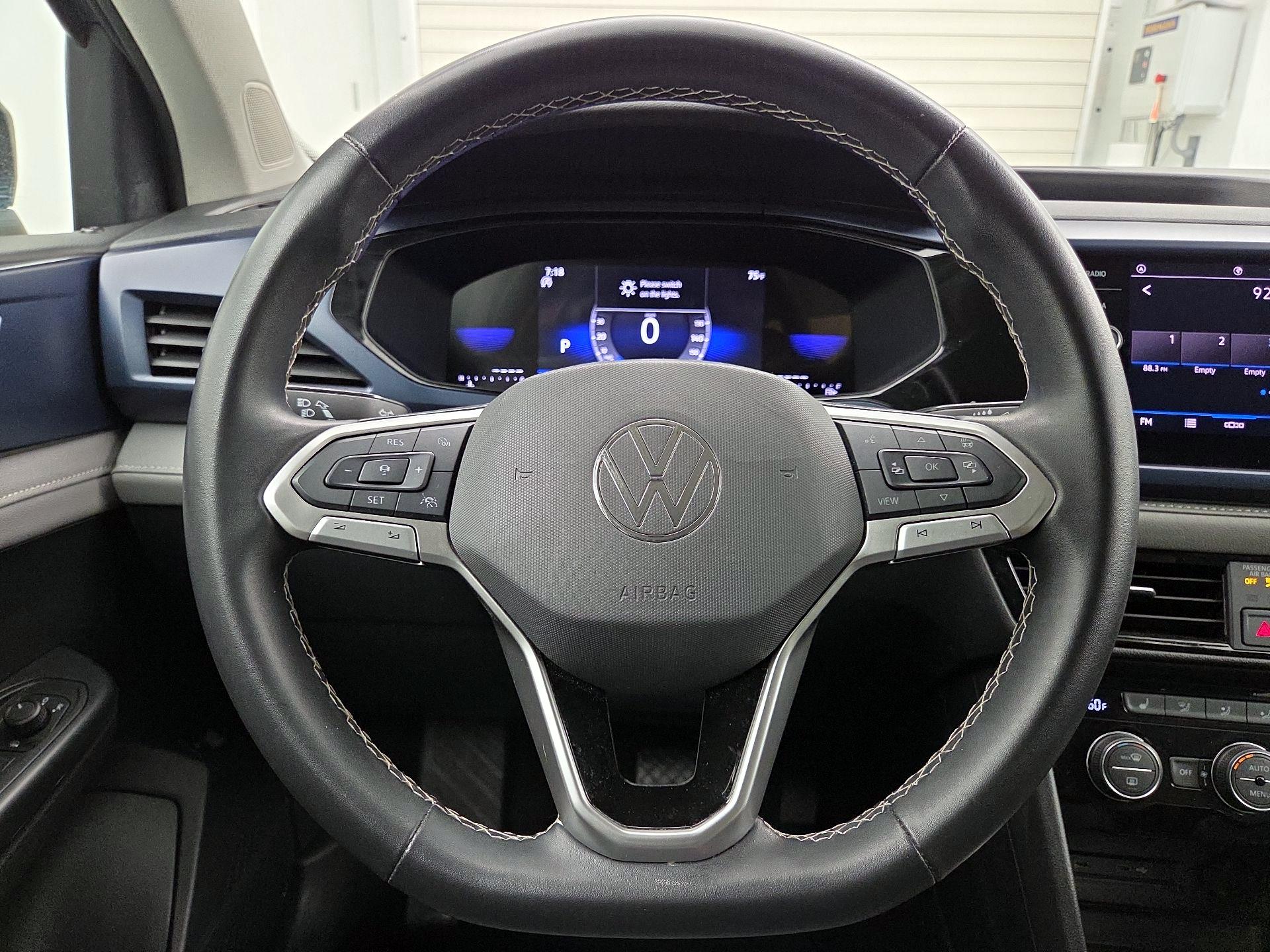 Thumbnail: 2024 Volkswagen Taos - 10