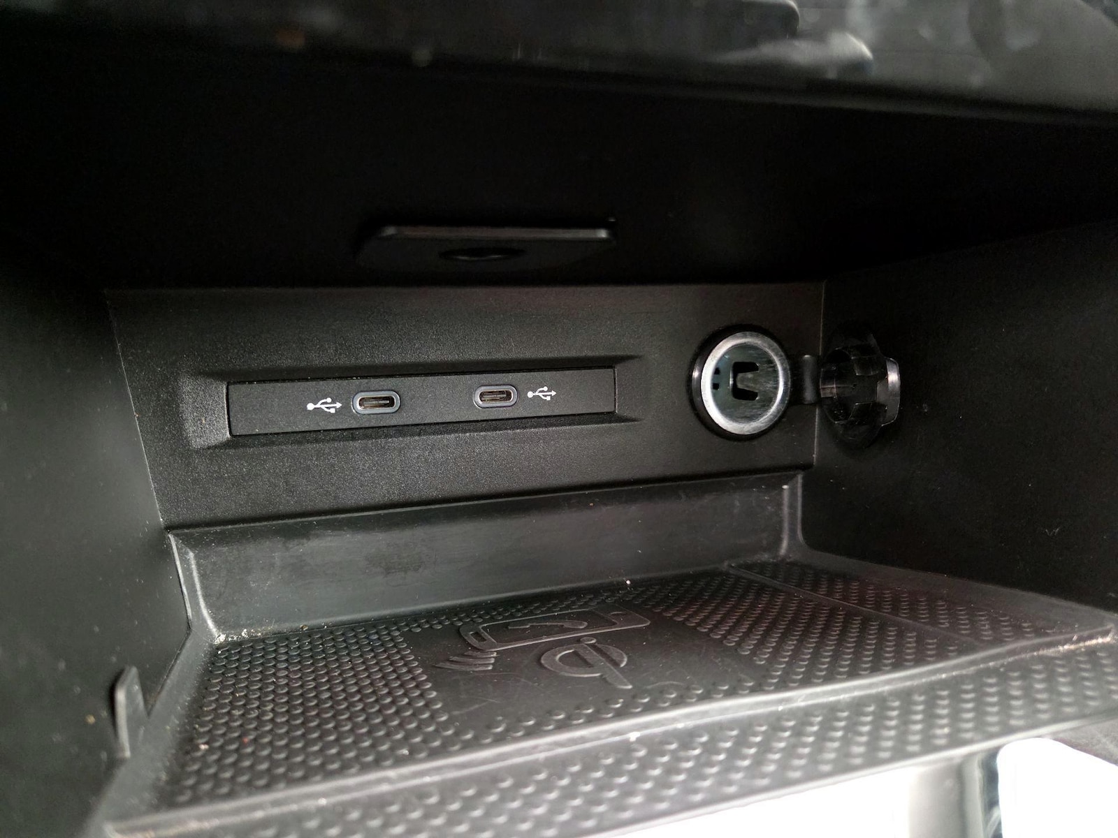 2024 Volkswagen Taos SE - Photo 19