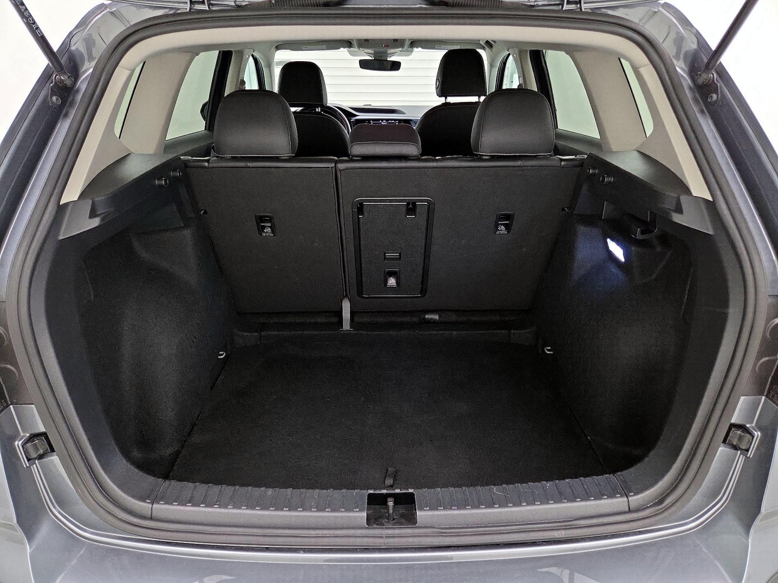 2024 Volkswagen Taos SE - Photo 21