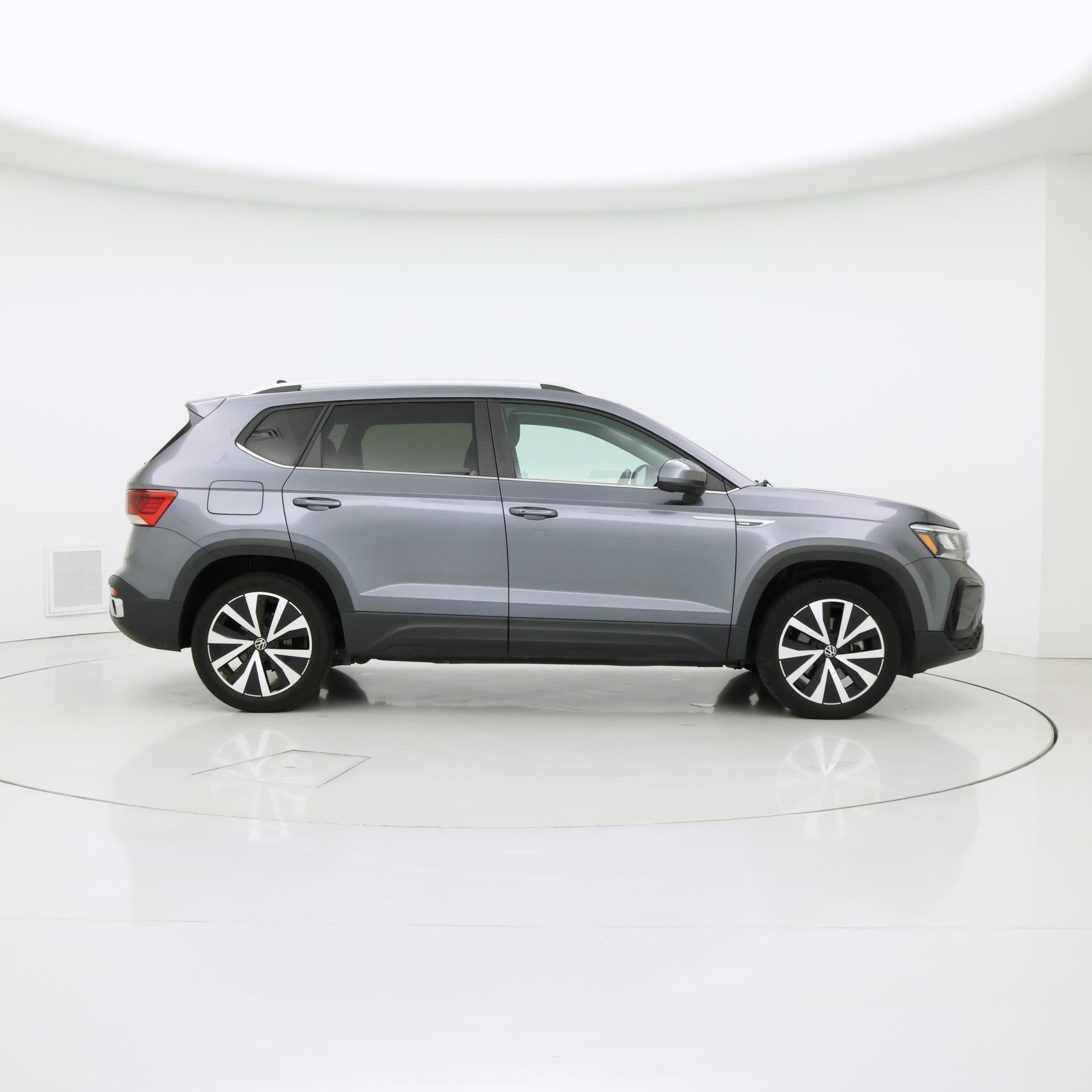 Thumbnail: 2024 Volkswagen Taos - 7