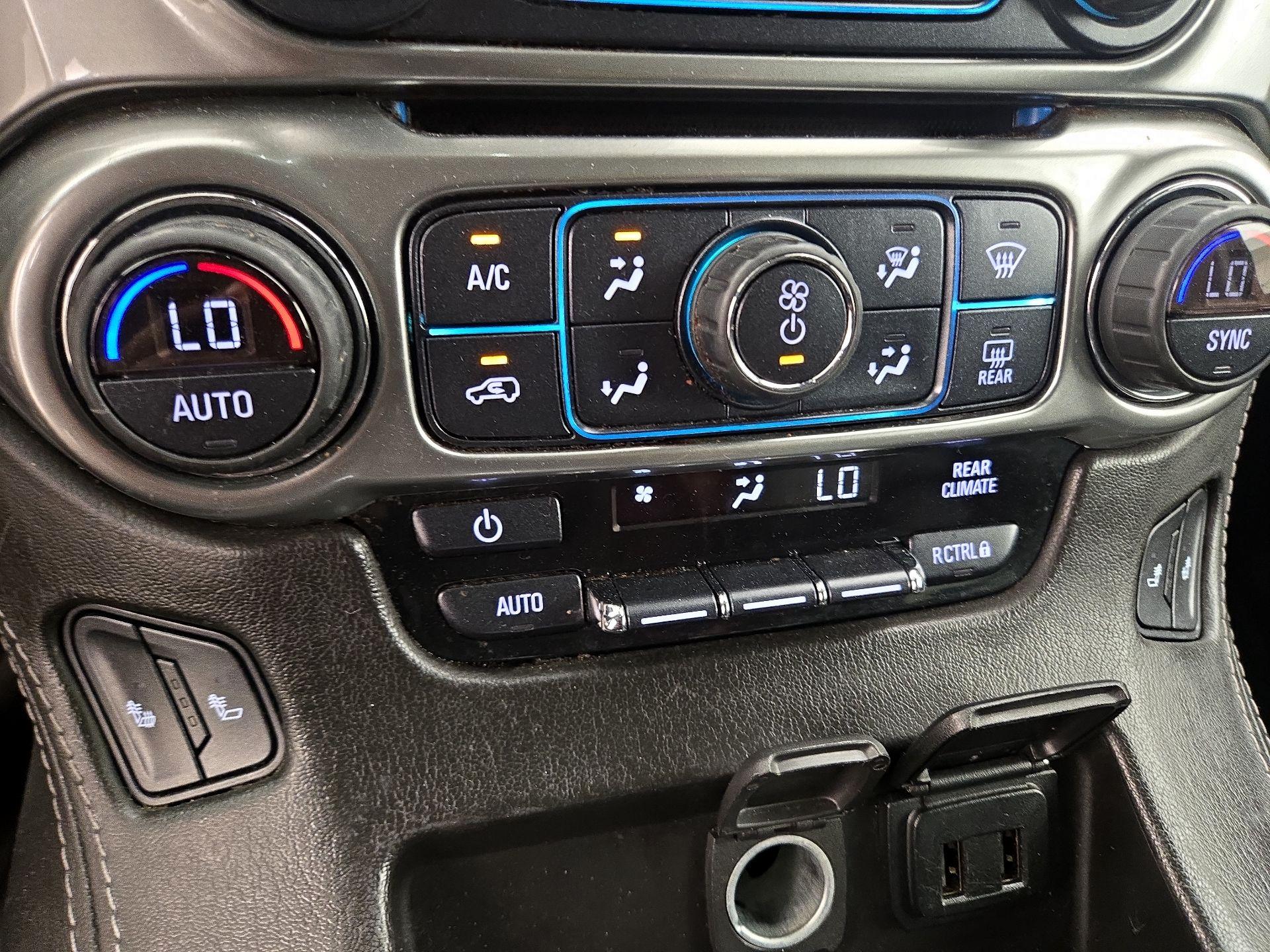 Thumbnail: 2020 Chevrolet Suburban - 17