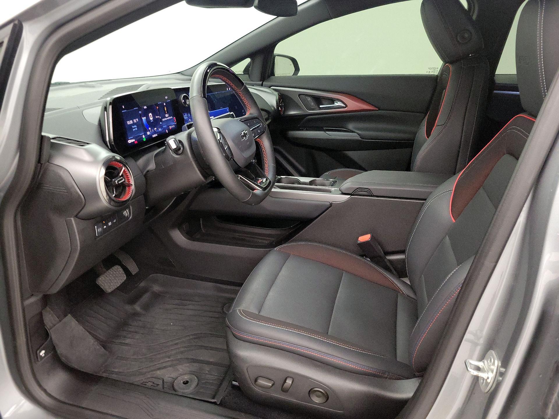 Thumbnail: 2024 Chevrolet Equinox - 11