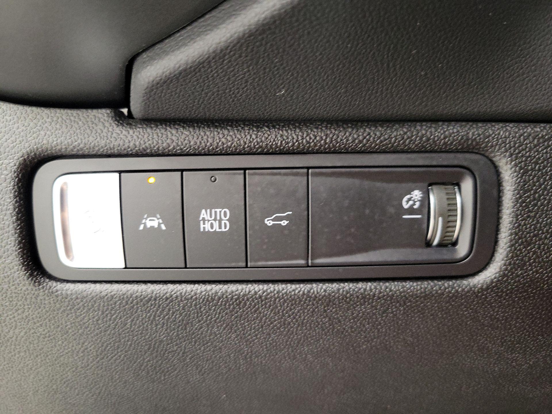 Thumbnail: 2024 Chevrolet Equinox - 13