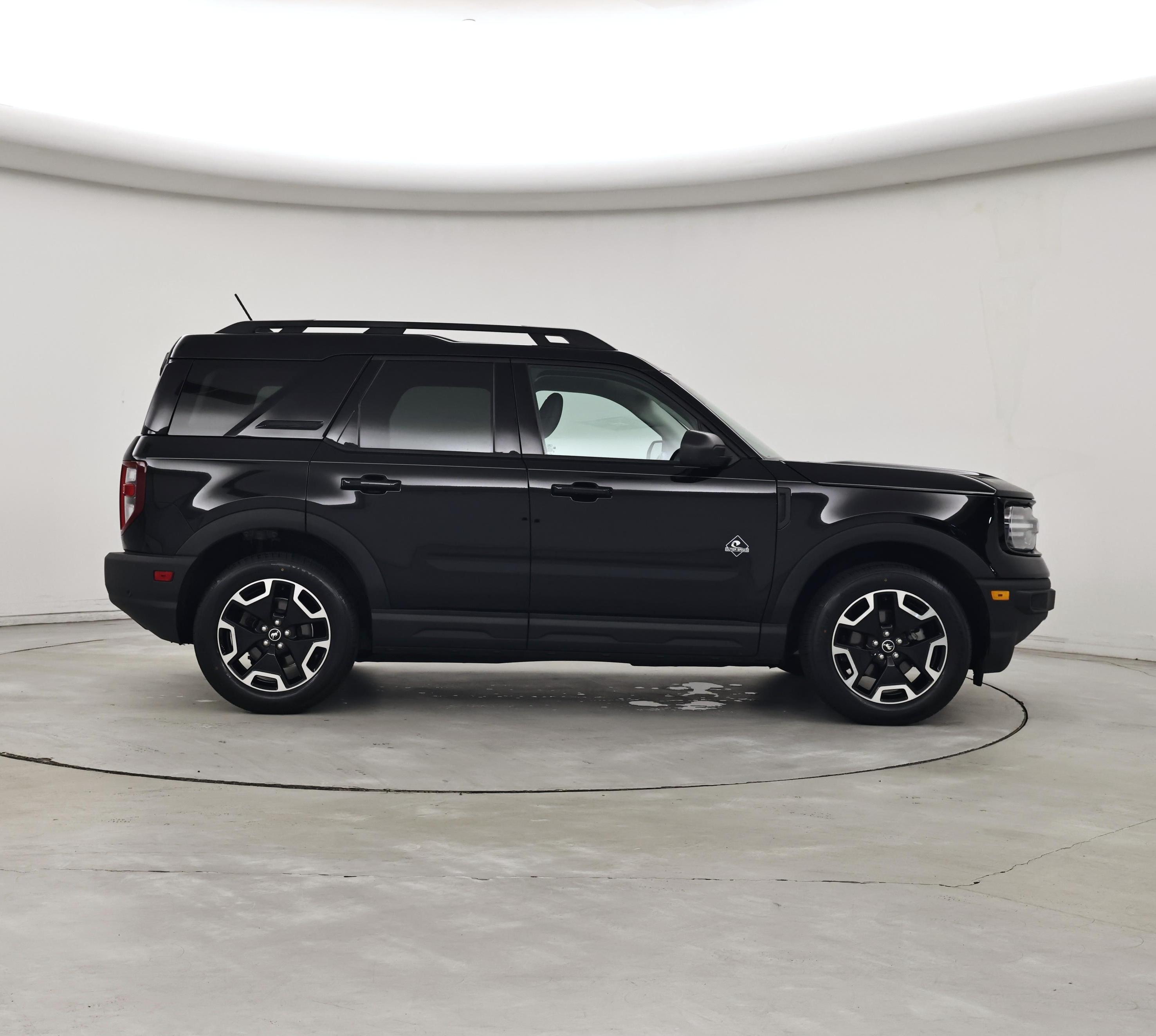 Thumbnail: 2023 Ford Bronco Sport - 7