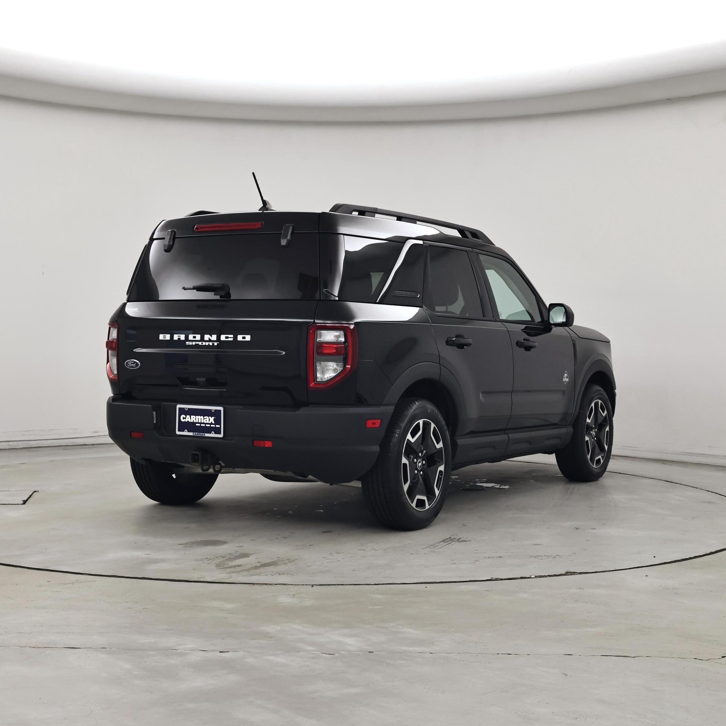 Thumbnail: 2023 Ford Bronco Sport - 8