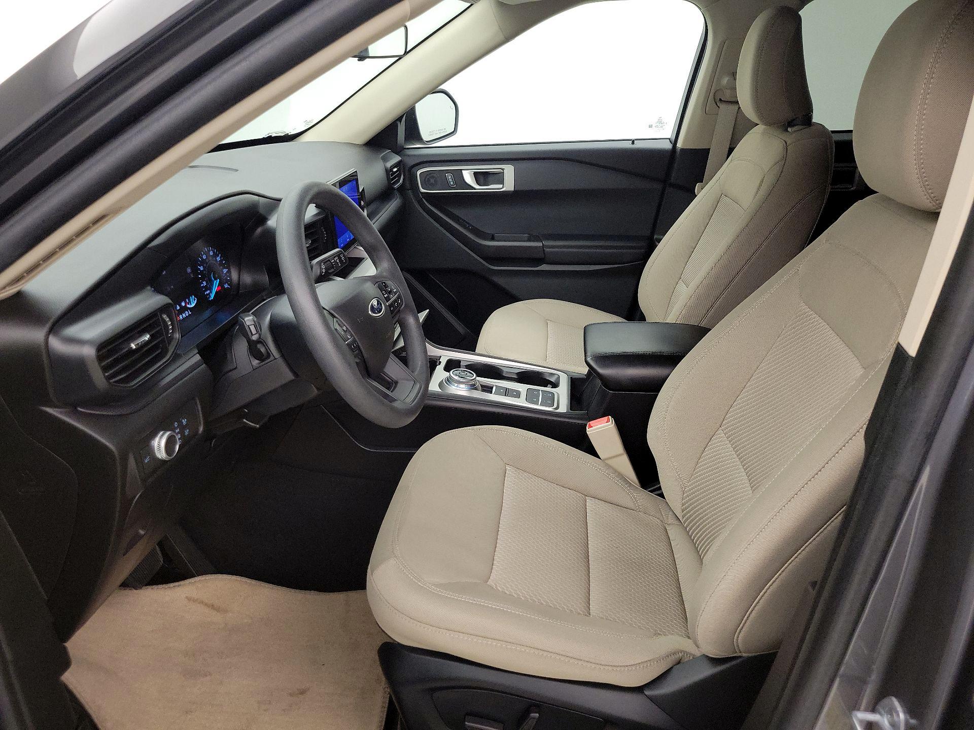 Thumbnail: 2021 Ford Explorer - 11