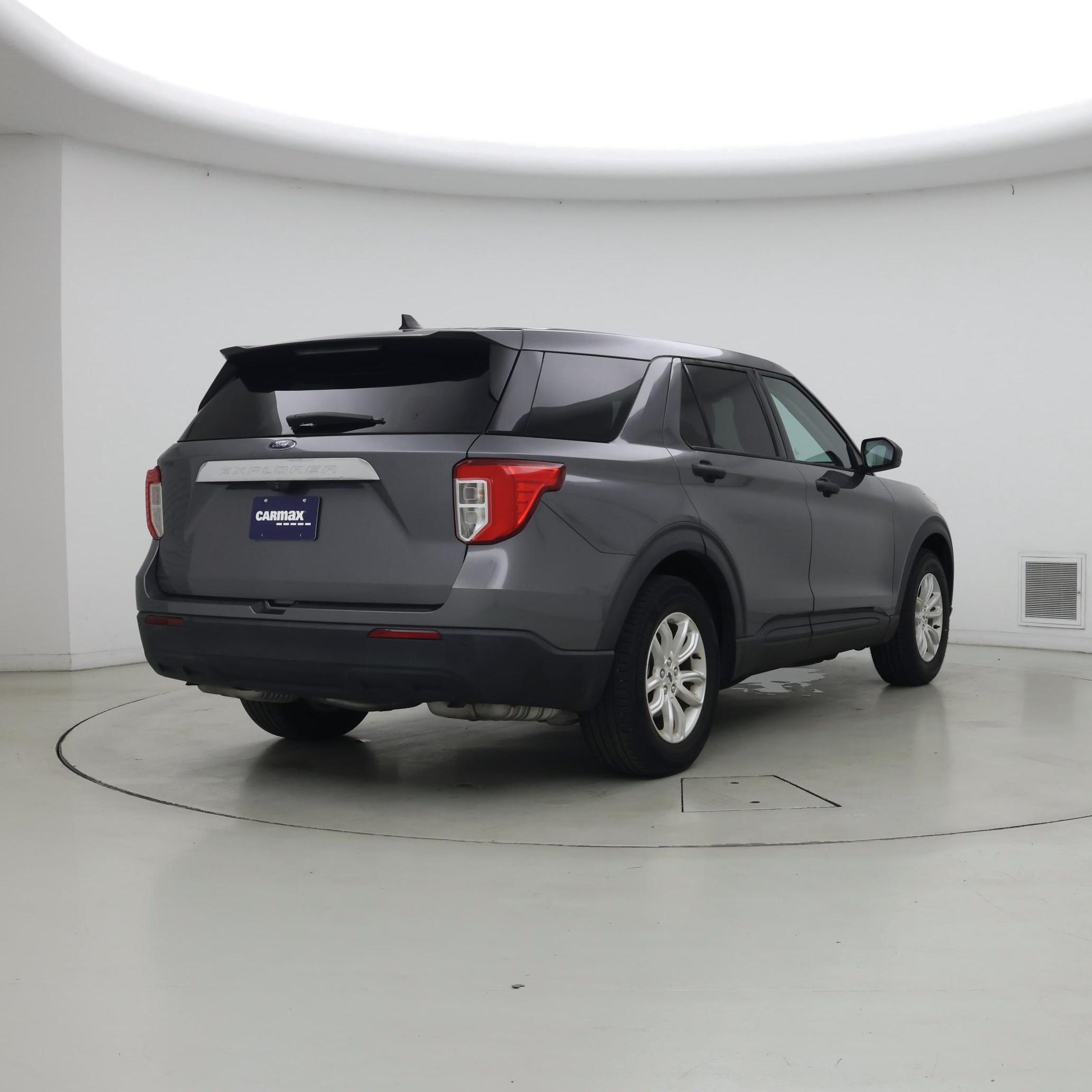 Thumbnail: 2021 Ford Explorer - 8