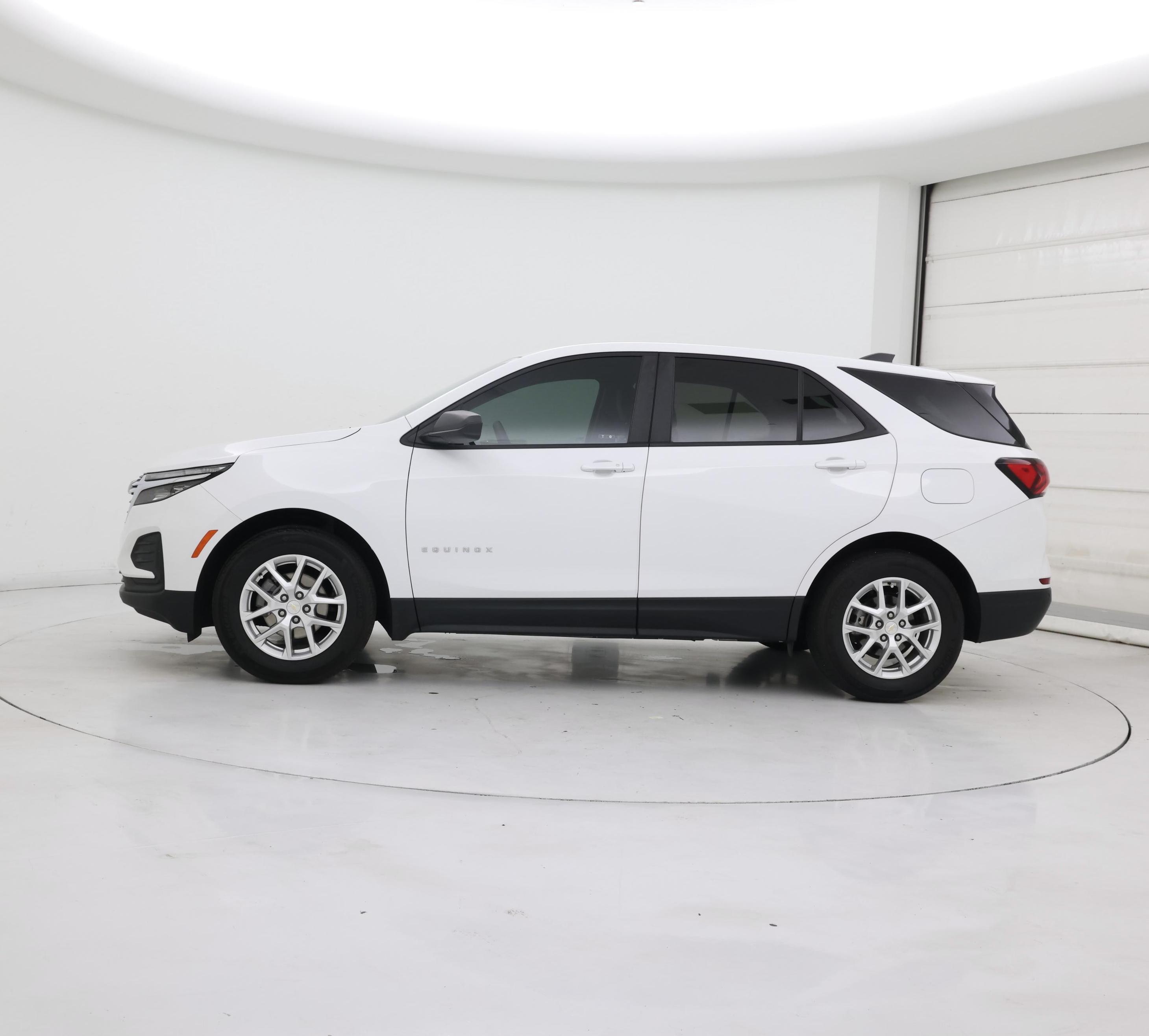 Thumbnail: 2024 Chevrolet Equinox - 3