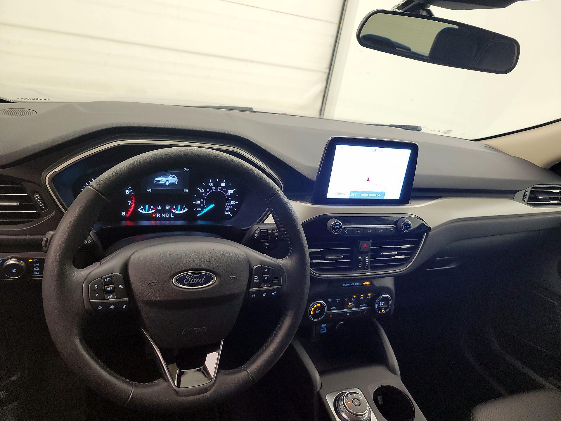 Thumbnail: 2020 Ford Escape - 8