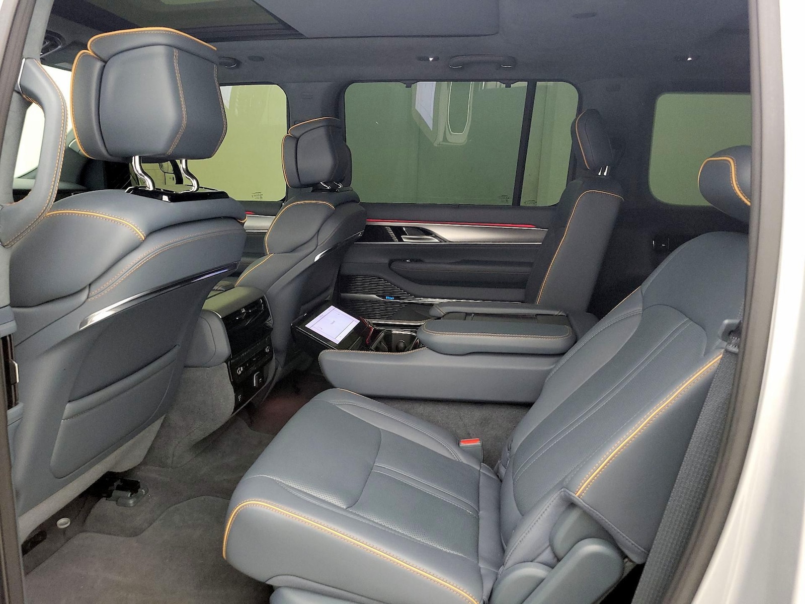 Rear Air Conditioning