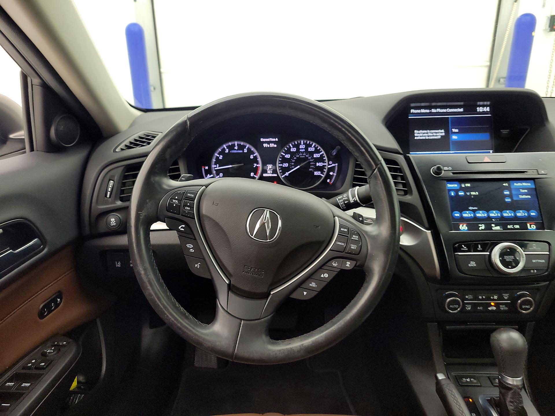 Thumbnail: 2022 Acura ILX - 10