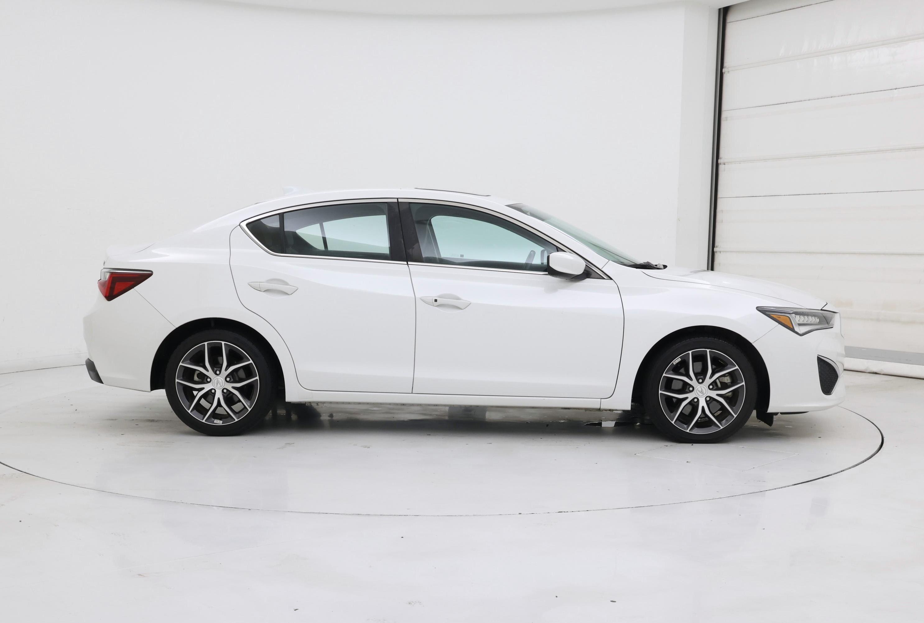 Thumbnail: 2022 Acura ILX - 7