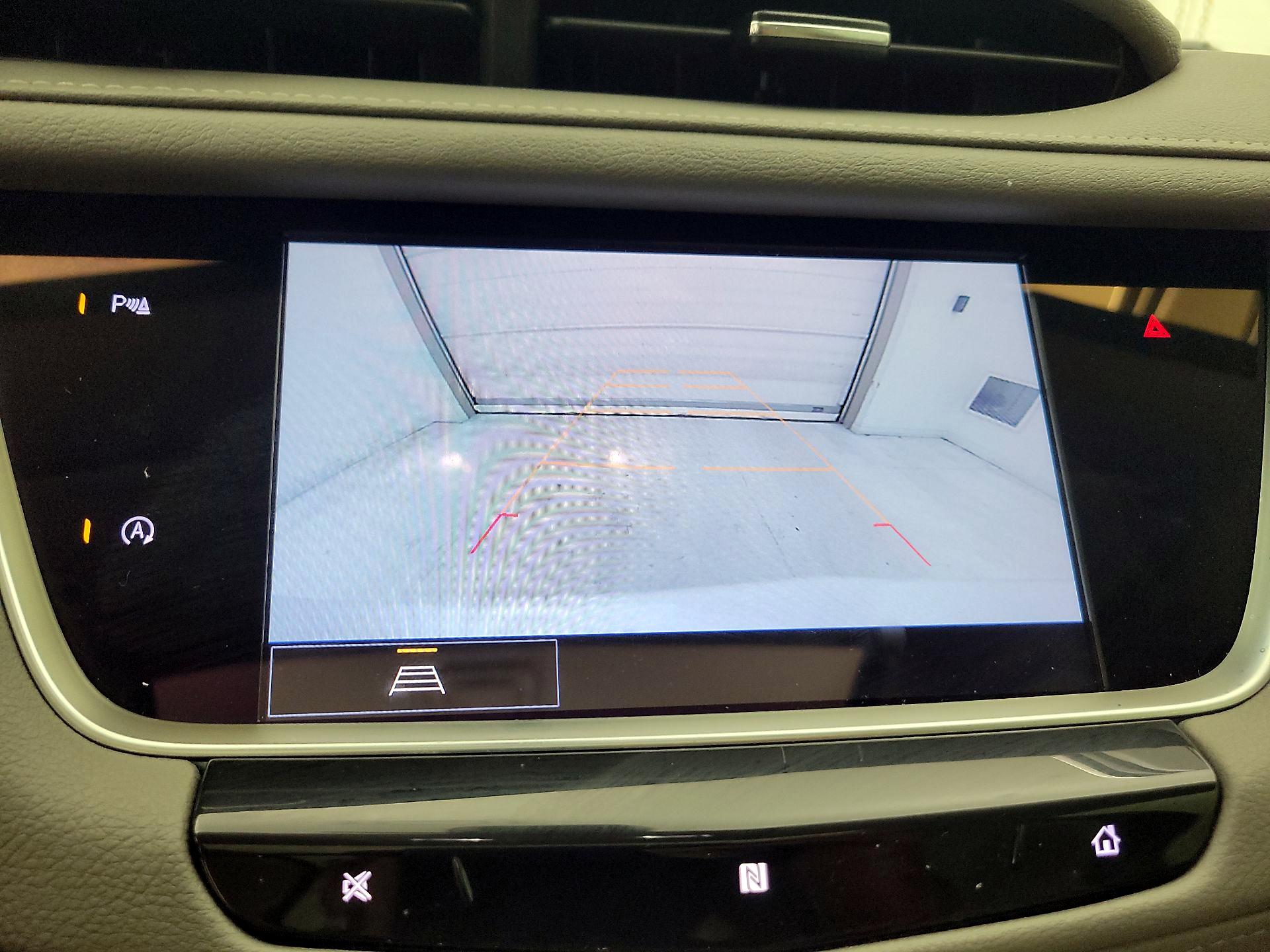 Thumbnail: 2021 Cadillac XT5 - 14