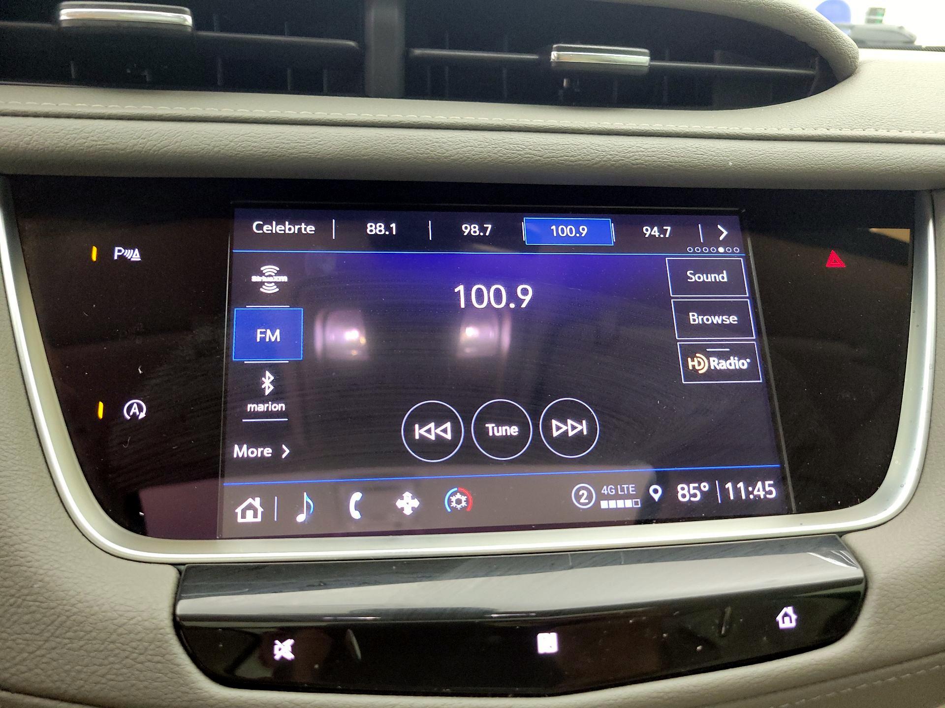 Thumbnail: 2021 Cadillac XT5 - 15