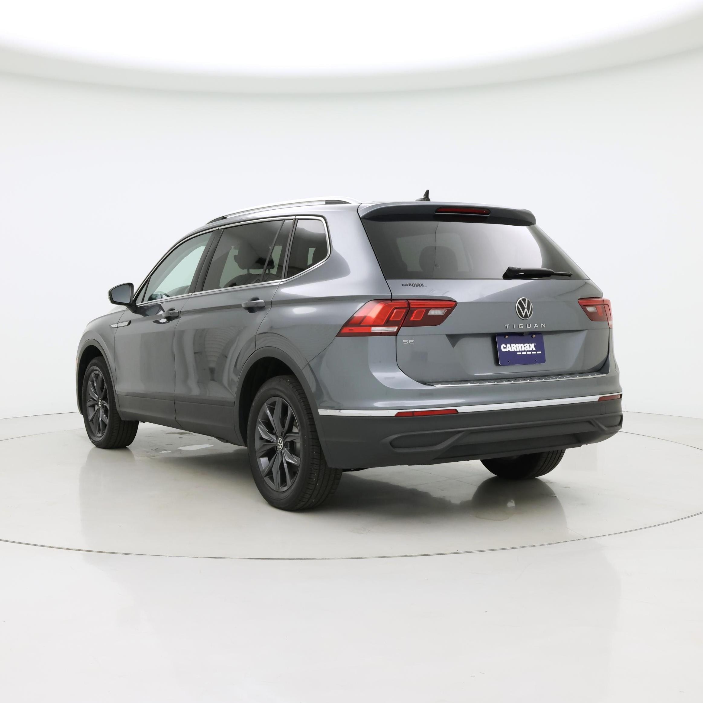 Thumbnail: 2023 Volkswagen Tiguan - 2