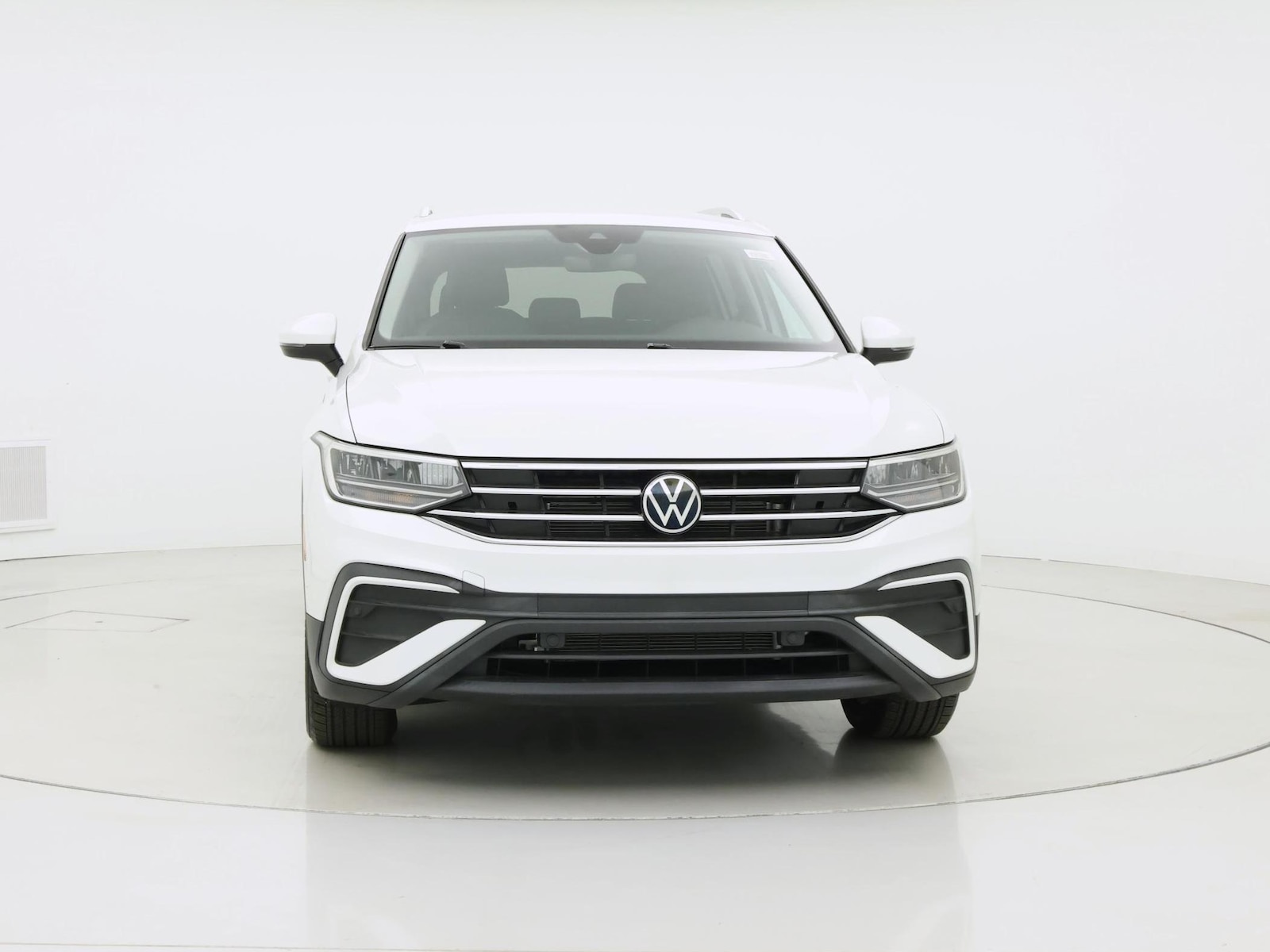 2023 Volkswagen Tiguan SE - Photo 6