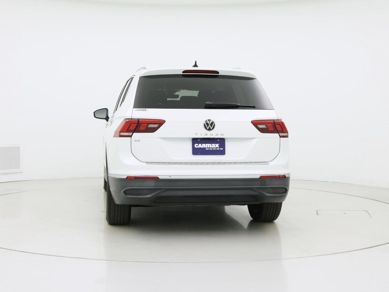 2023 Volkswagen Tiguan SE - Photo 7