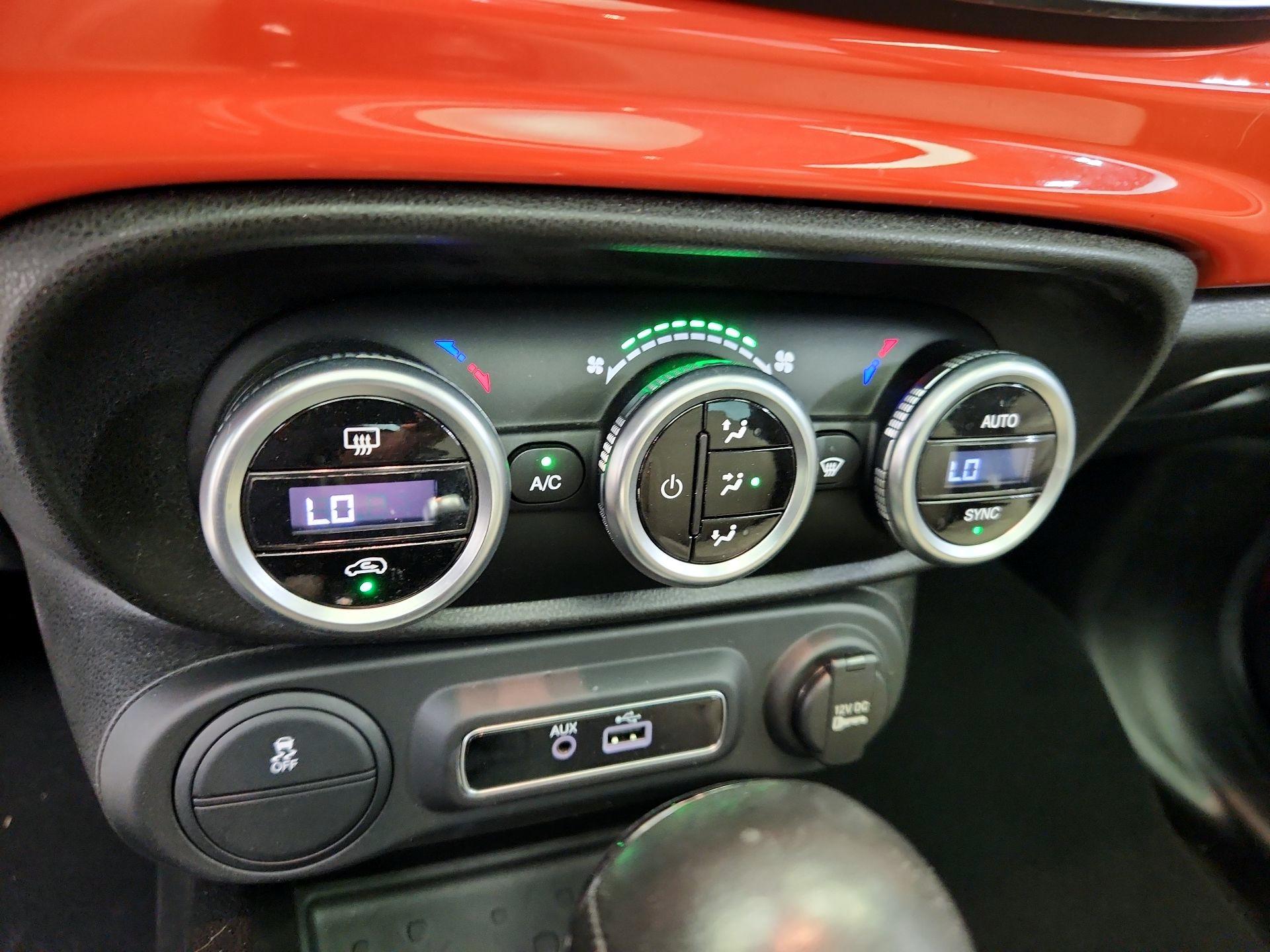 Thumbnail: 2019 Fiat 500L - 17