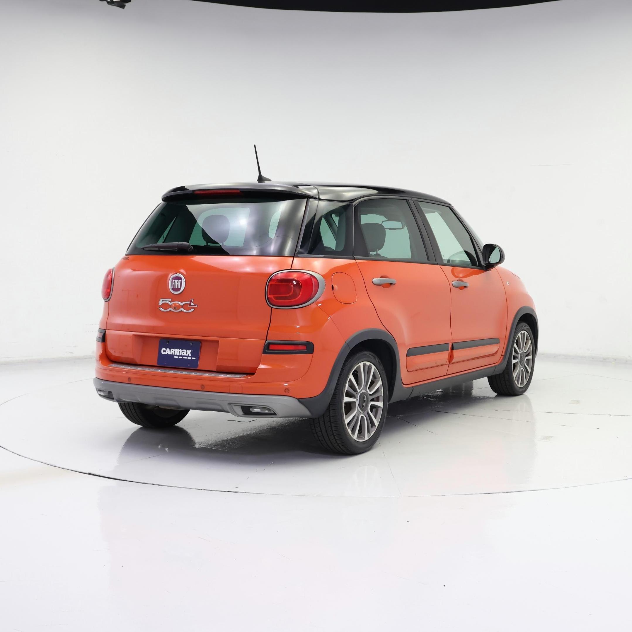 Thumbnail: 2019 Fiat 500L - 8