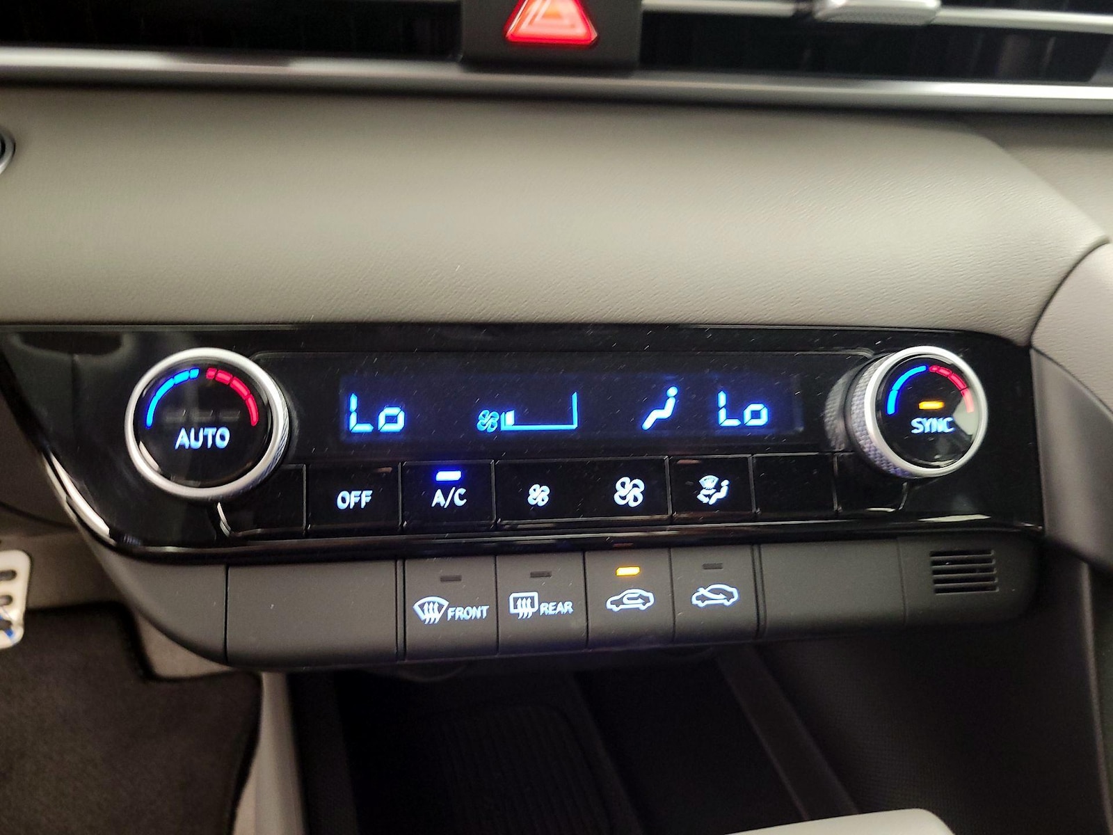 2026 Hyundai Elantra SEL Sport - Photo 15