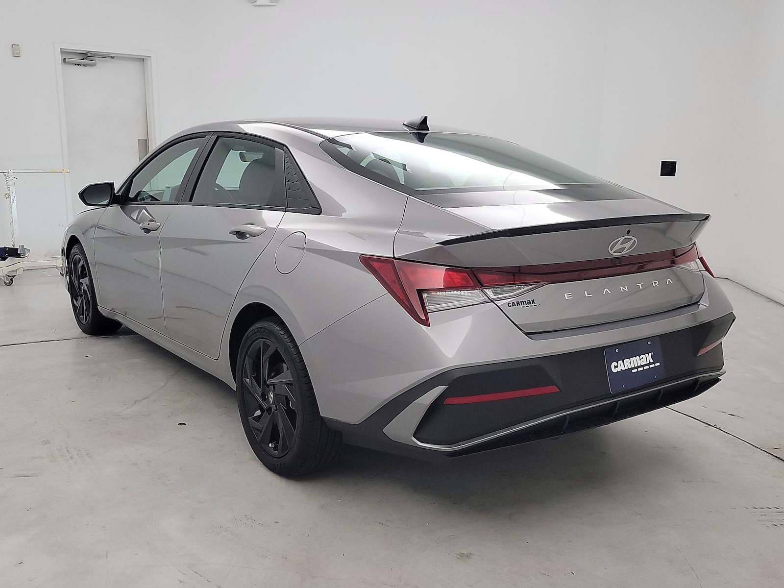 2026 Hyundai Elantra SEL Sport - Photo 7
