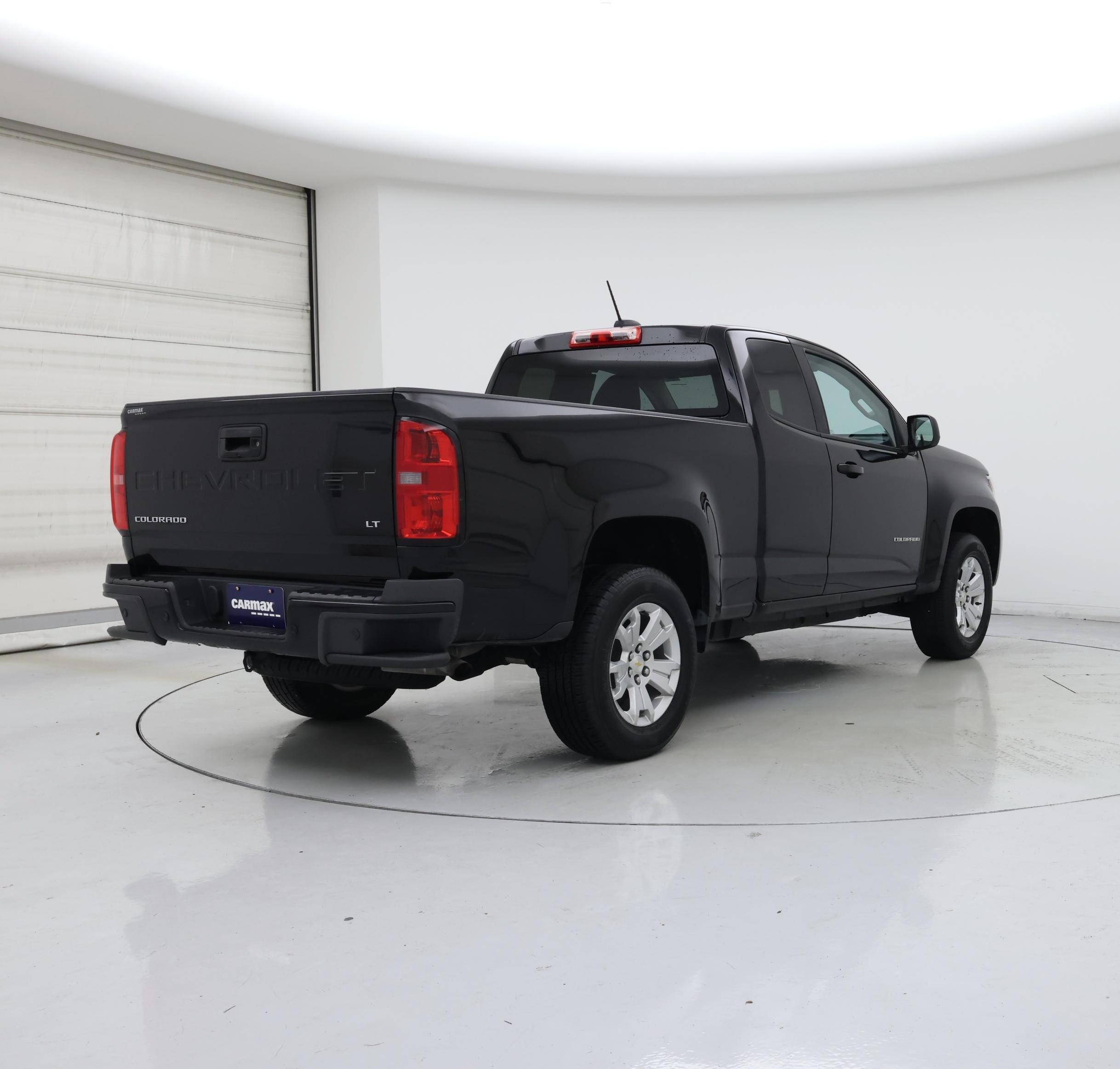 Thumbnail: 2022 Chevrolet Colorado - 8