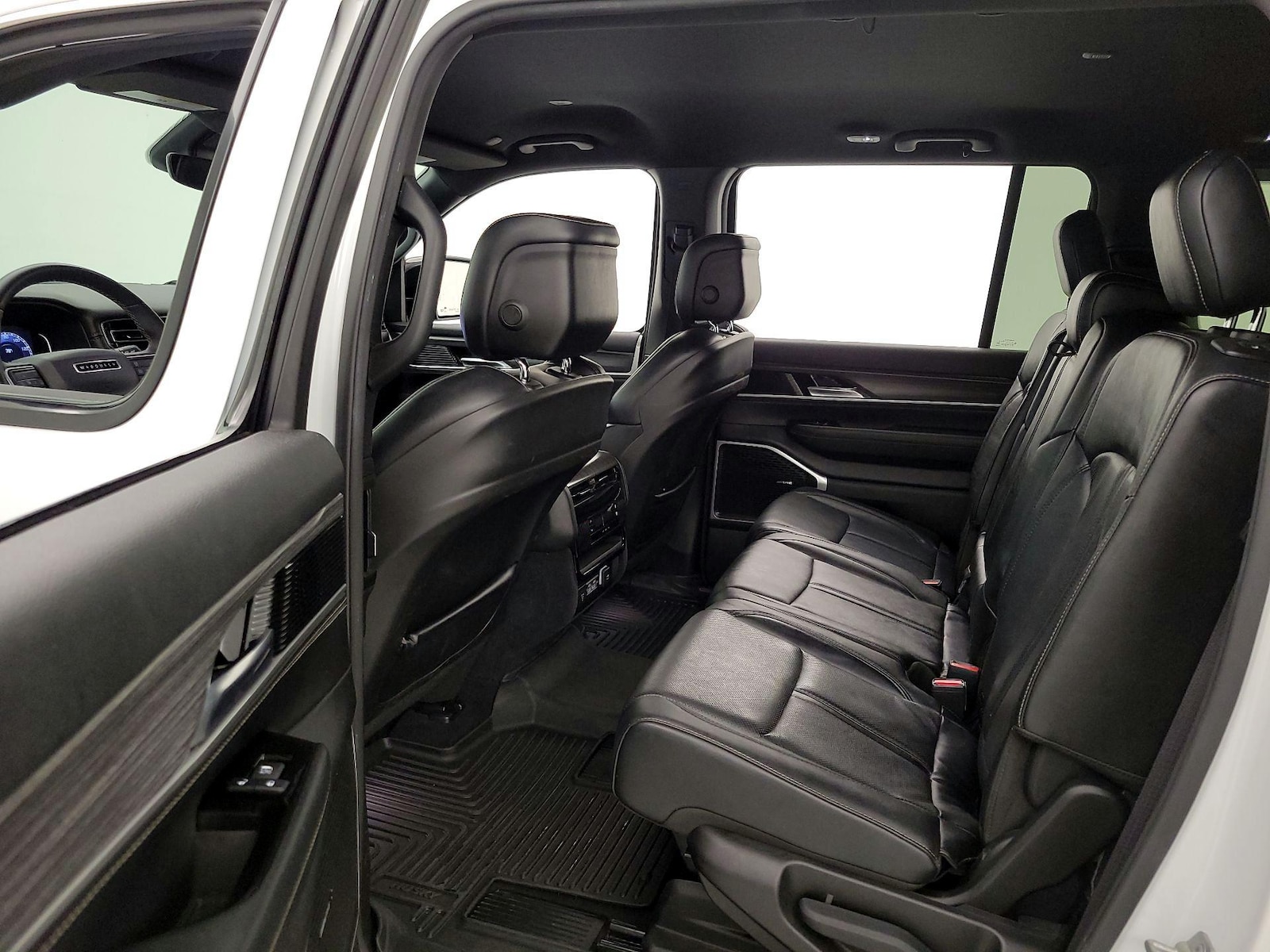 Rear Air Conditioning