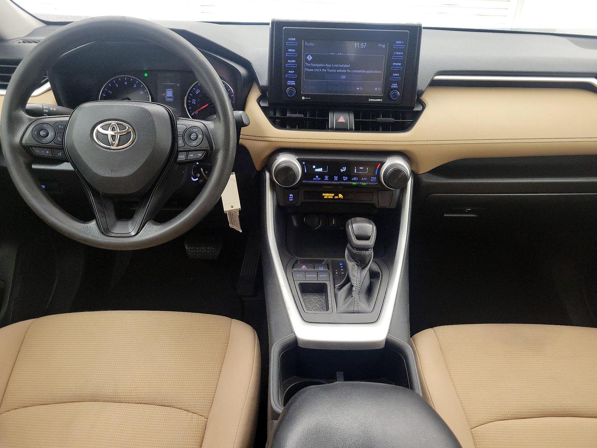 Thumbnail: 2022 Toyota RAV4 - 9